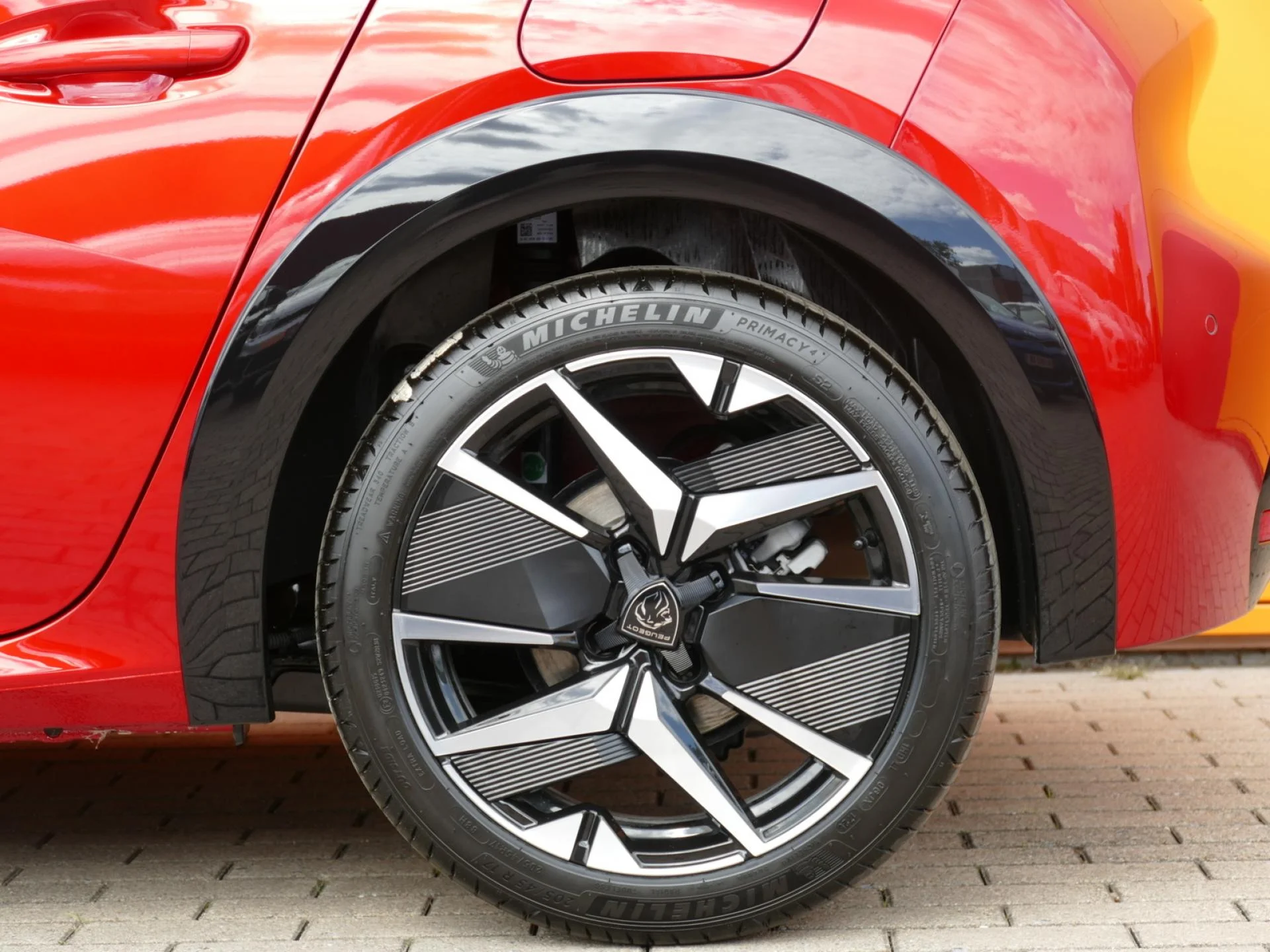 PEUGEOT 208 - Miniature 35 sur 35 - Cliquer pour voir cette photo
