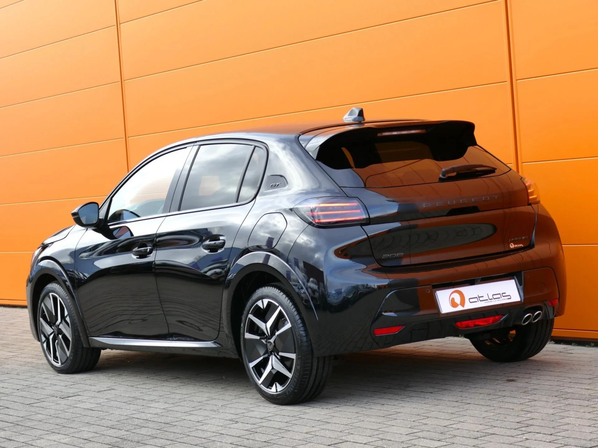 PEUGEOT 208 - Miniature 4 sur 30 - Cliquer pour voir cette photo