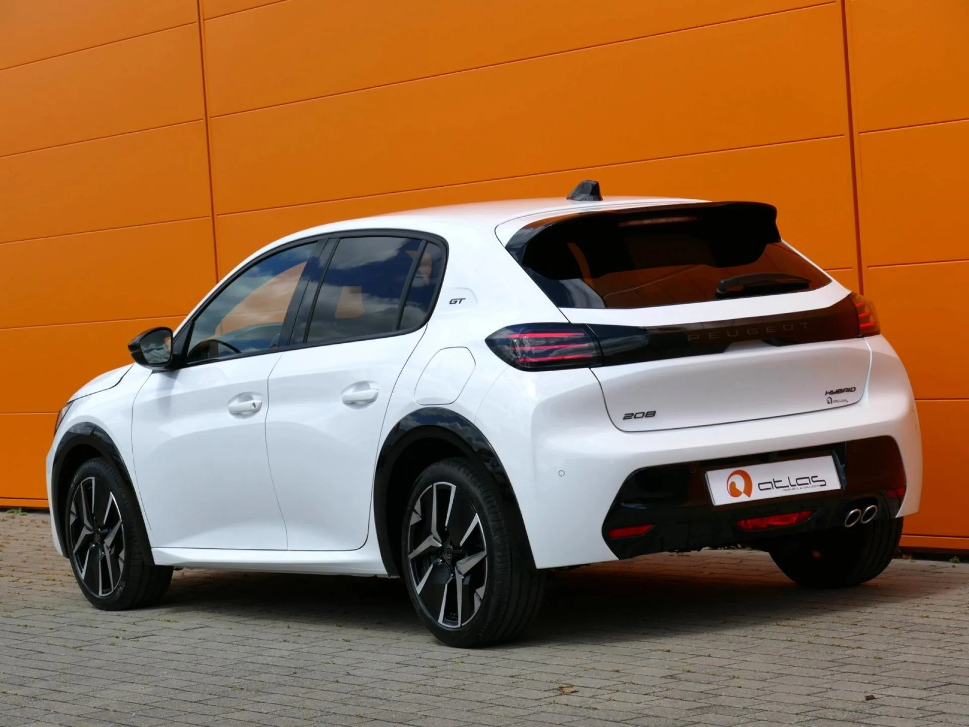 PEUGEOT 208 - Miniature 4 sur 32 - Cliquer pour voir cette photo