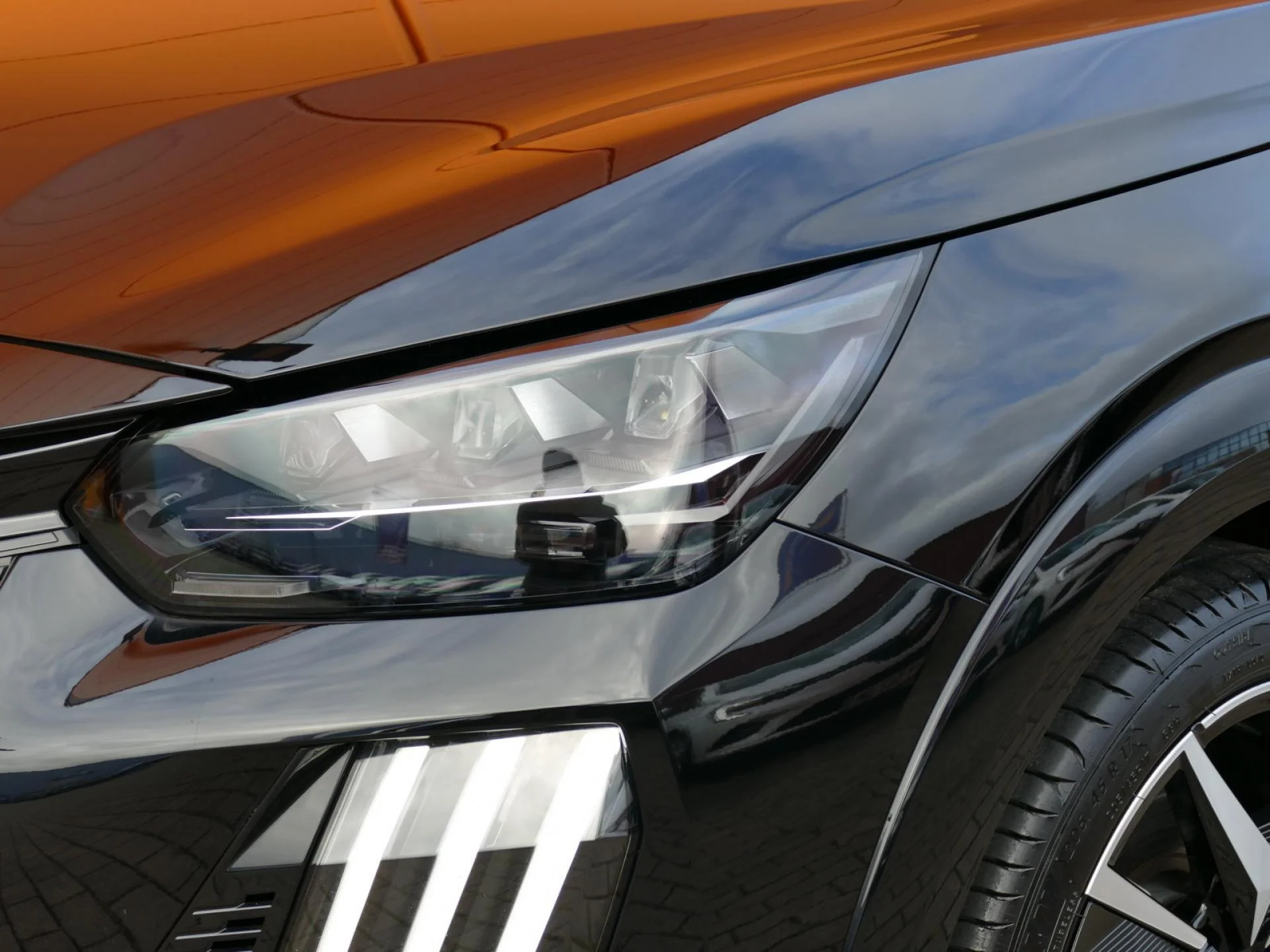 PEUGEOT 208 - Miniature 30 sur 30 - Cliquer pour voir cette photo