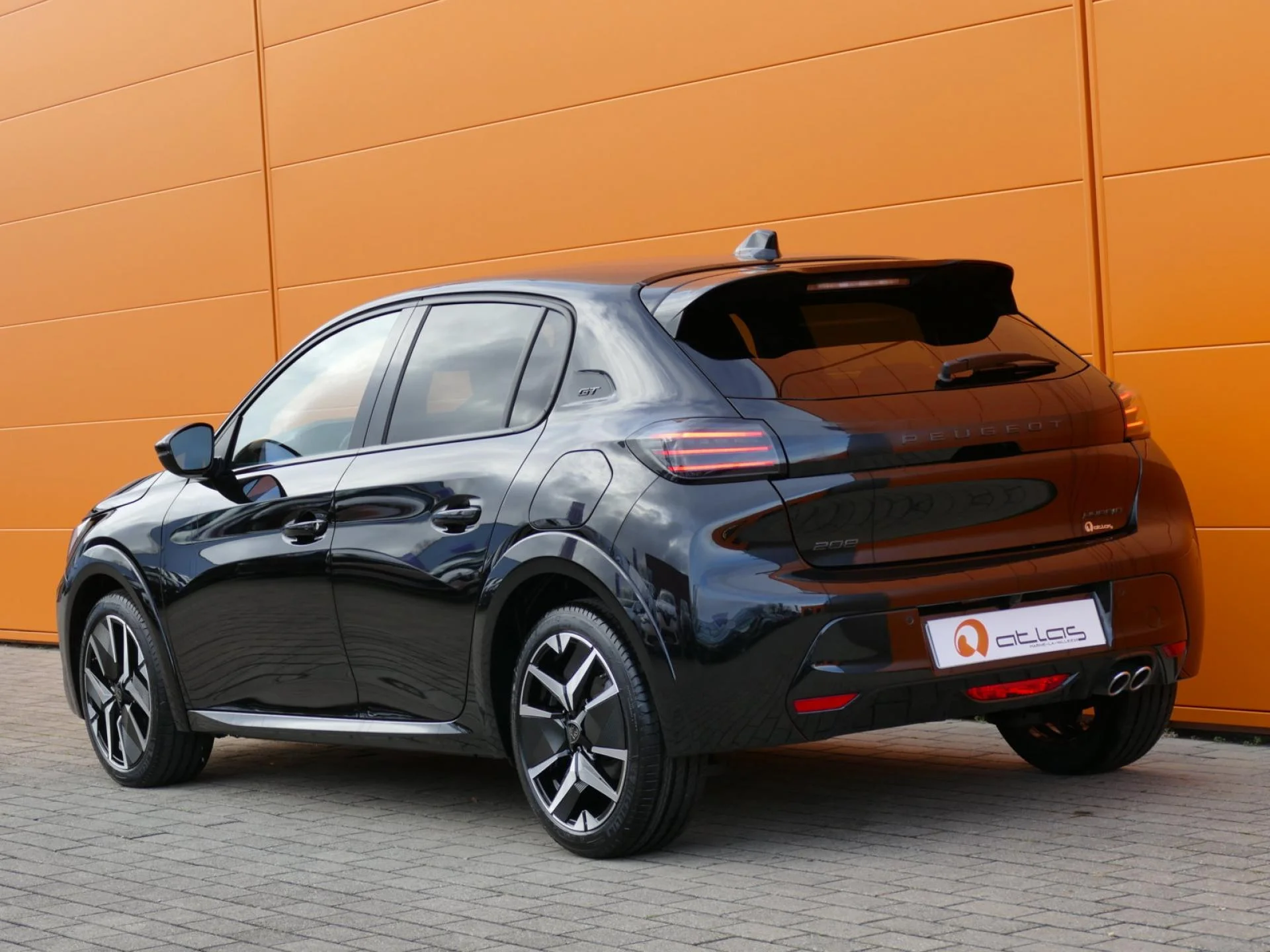 PEUGEOT 208 - Miniature 3 sur 30 - Cliquer pour voir cette photo