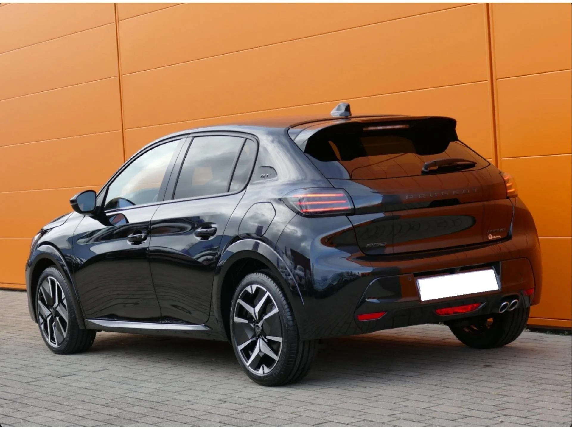 PEUGEOT 208 - Miniature 4 sur 31 - Cliquer pour voir cette photo