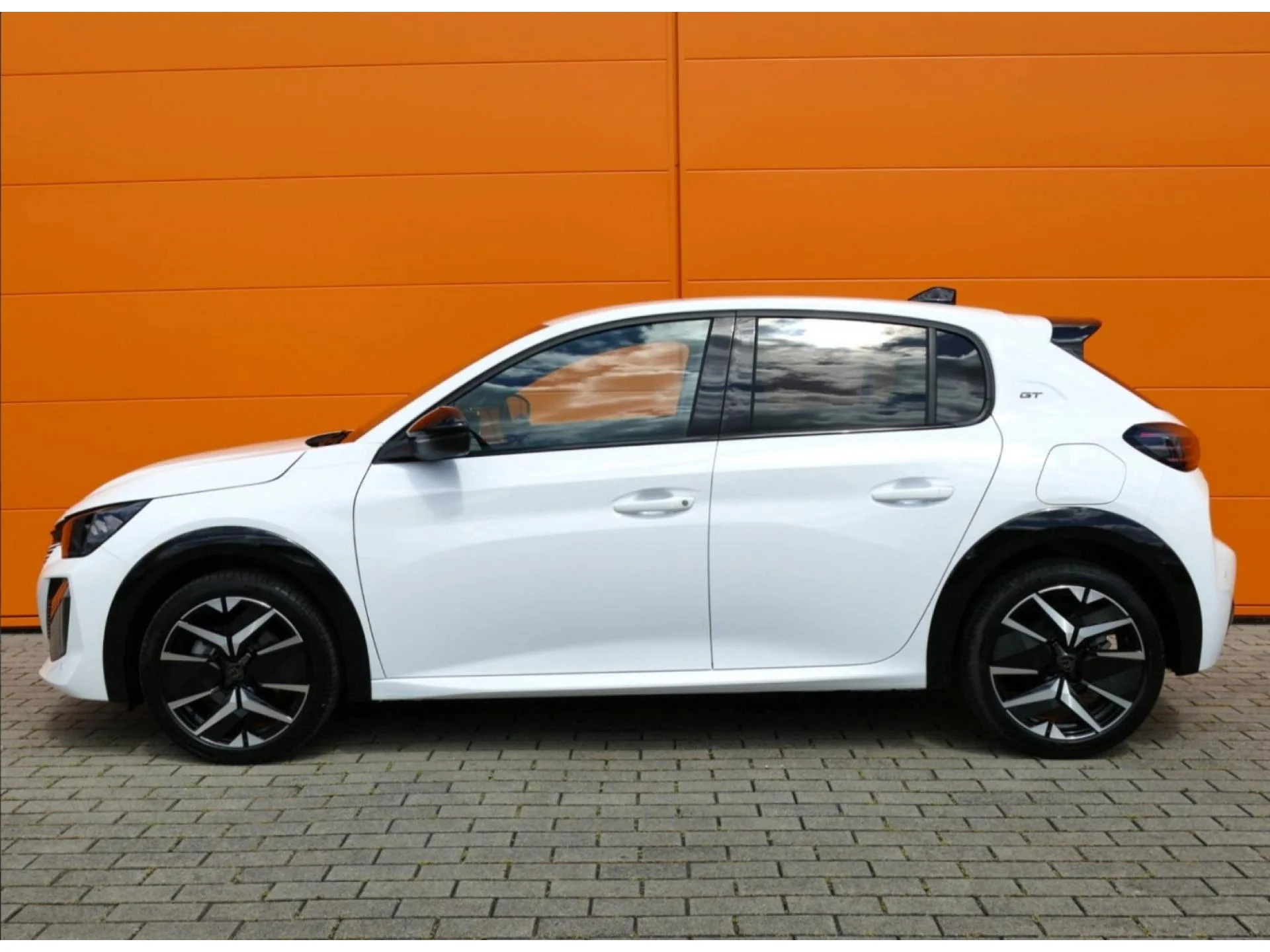 PEUGEOT 208 - Miniature 3 sur 28 - Cliquer pour voir cette photo