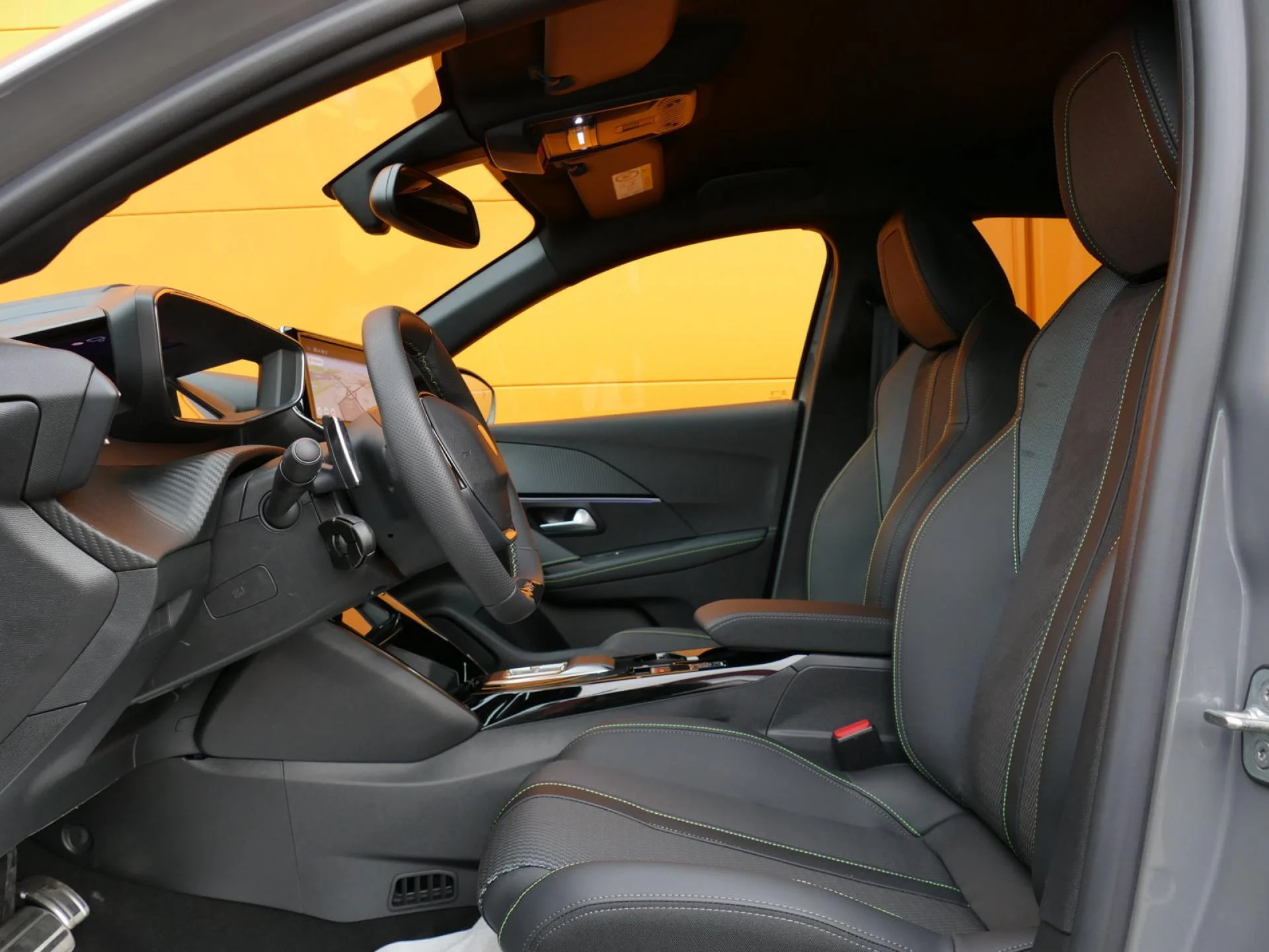PEUGEOT 208 - Miniature 5 sur 30 - Cliquer pour voir cette photo
