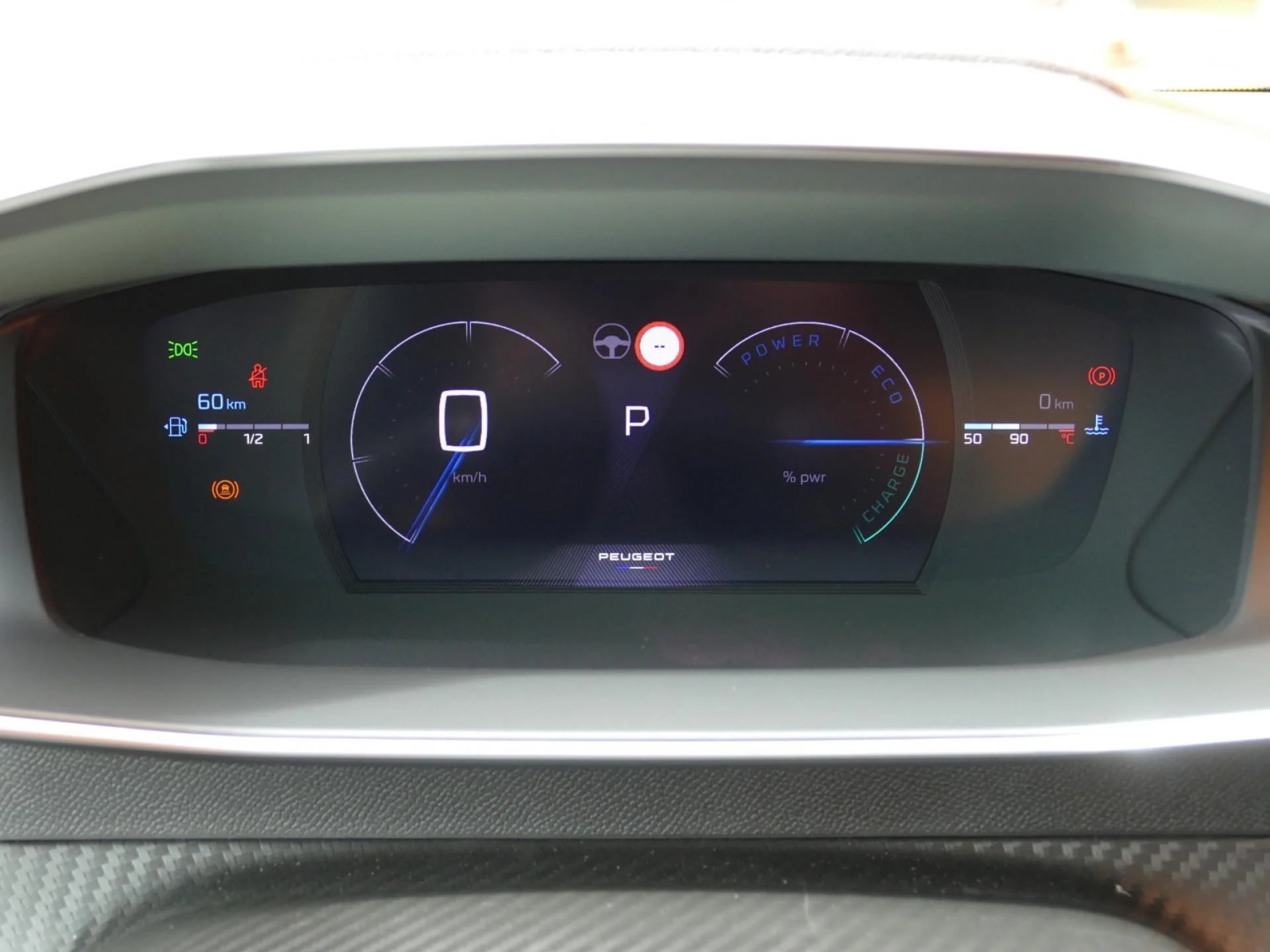 PEUGEOT 208 - Miniature 16 sur 34 - Cliquer pour voir cette photo
