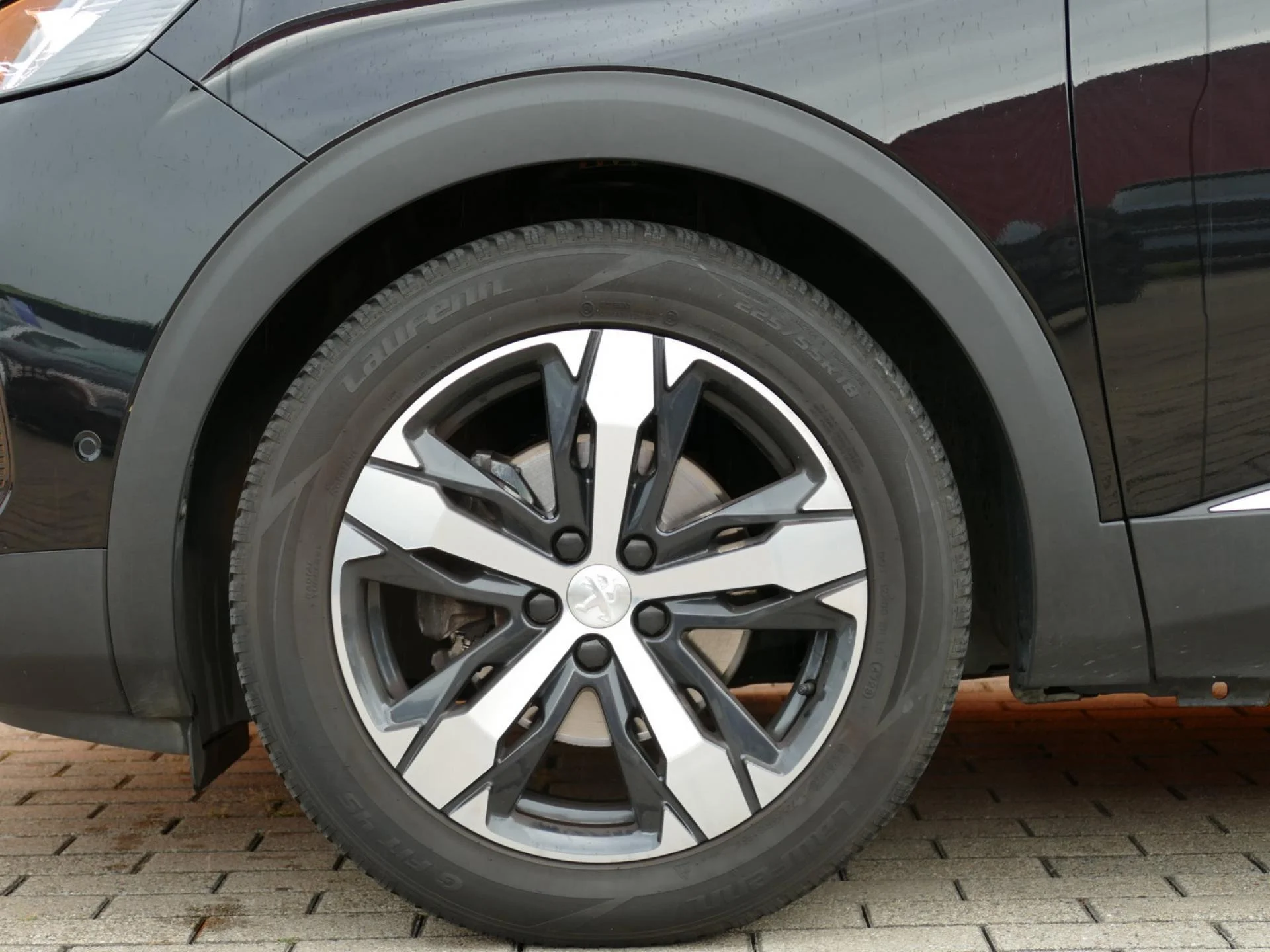 PEUGEOT 3008 - Miniature 35 sur 36 - Cliquer pour voir cette photo