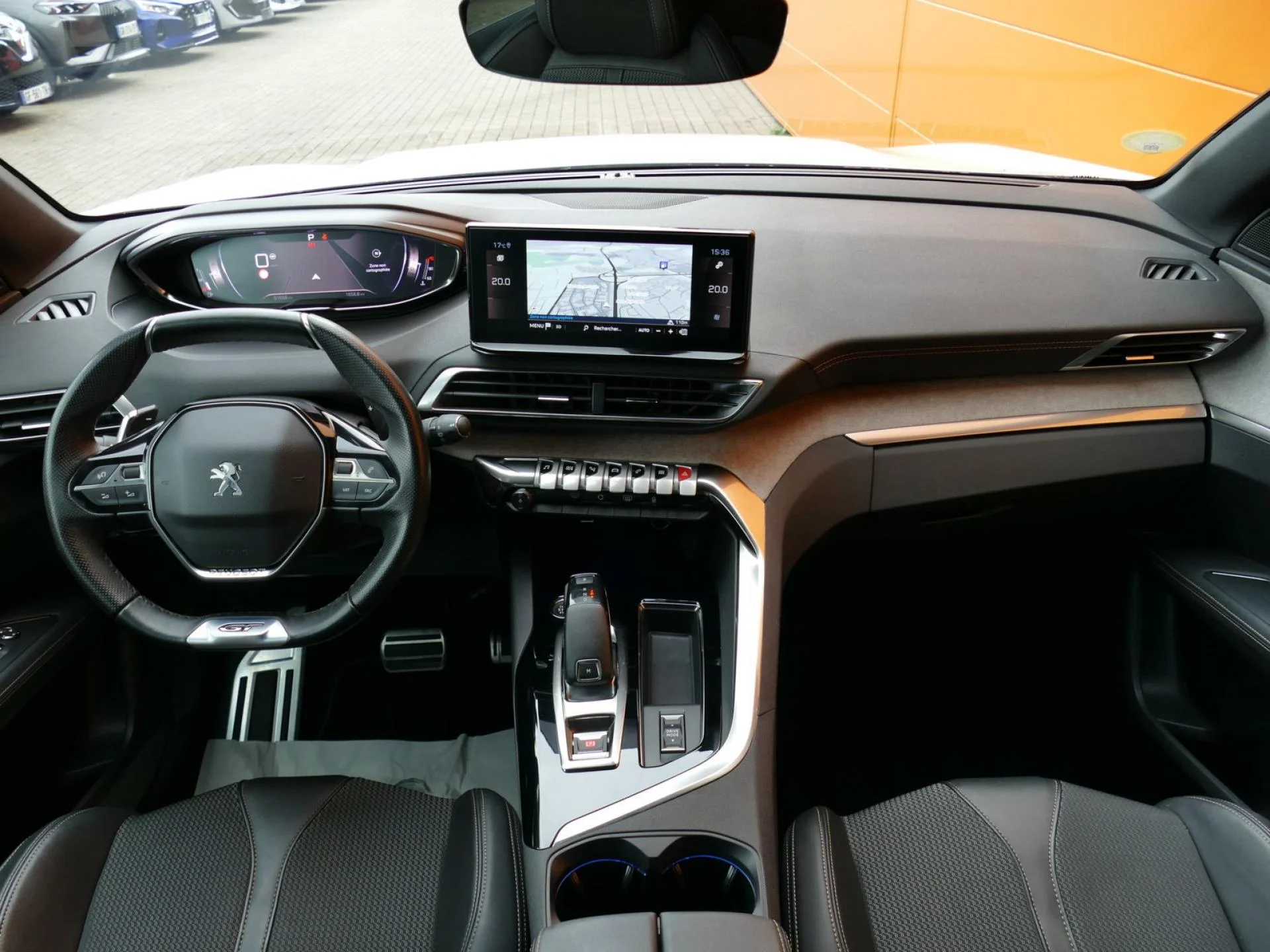 PEUGEOT 3008 - Miniature 5 sur 36 - Cliquer pour voir cette photo