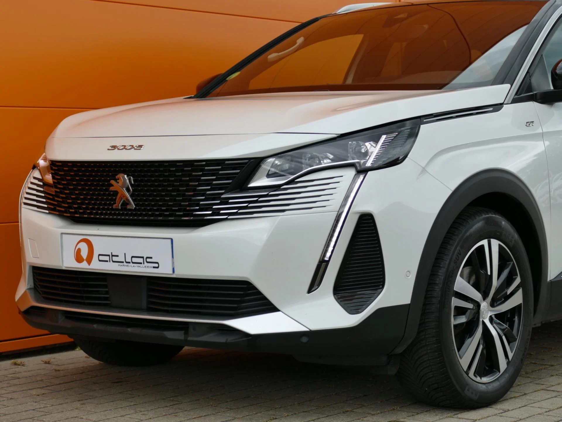 PEUGEOT 3008 - Miniature 32 sur 36 - Cliquer pour voir cette photo