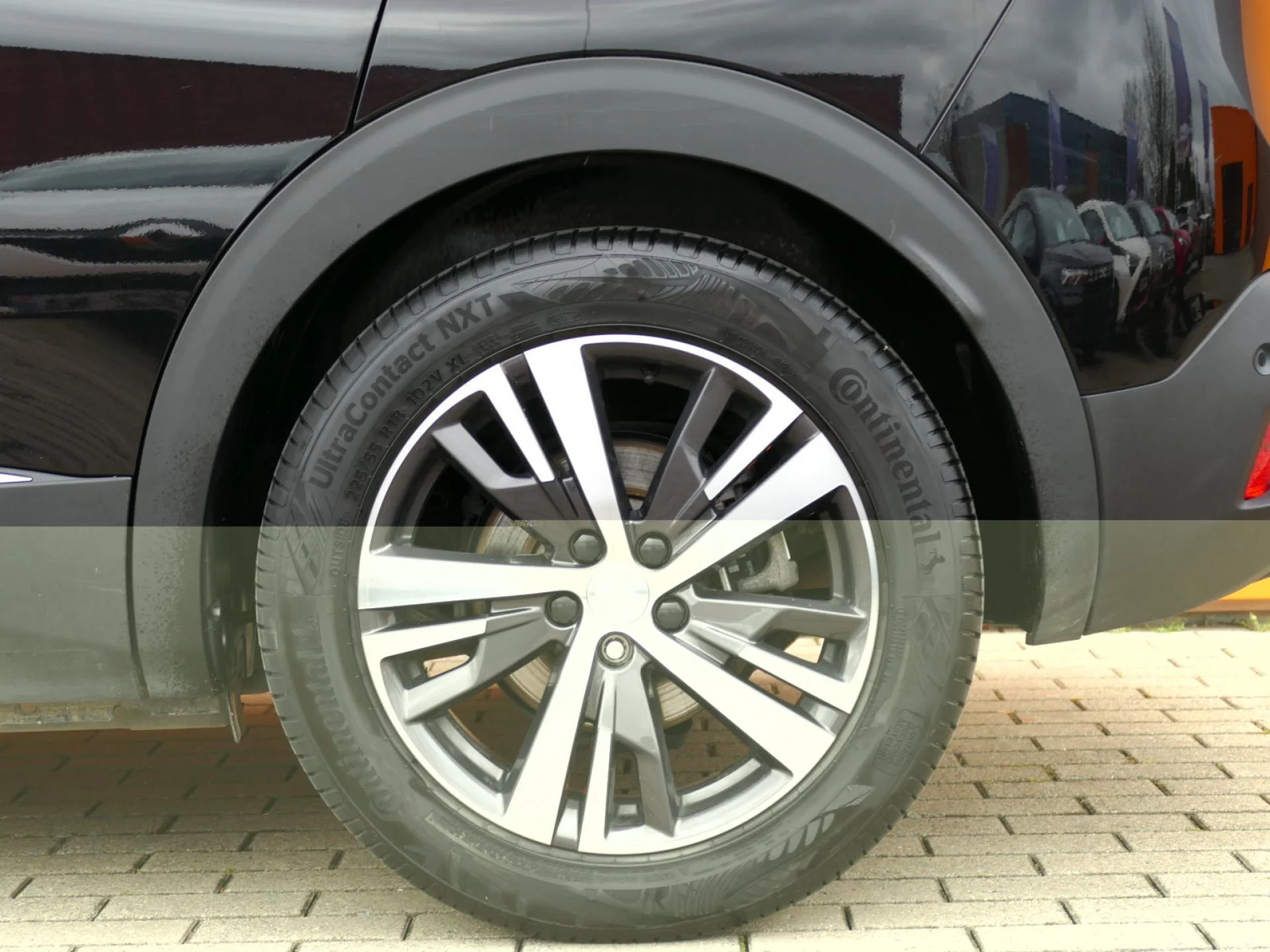 PEUGEOT 3008 - Miniature 32 sur 32 - Cliquer pour voir cette photo
