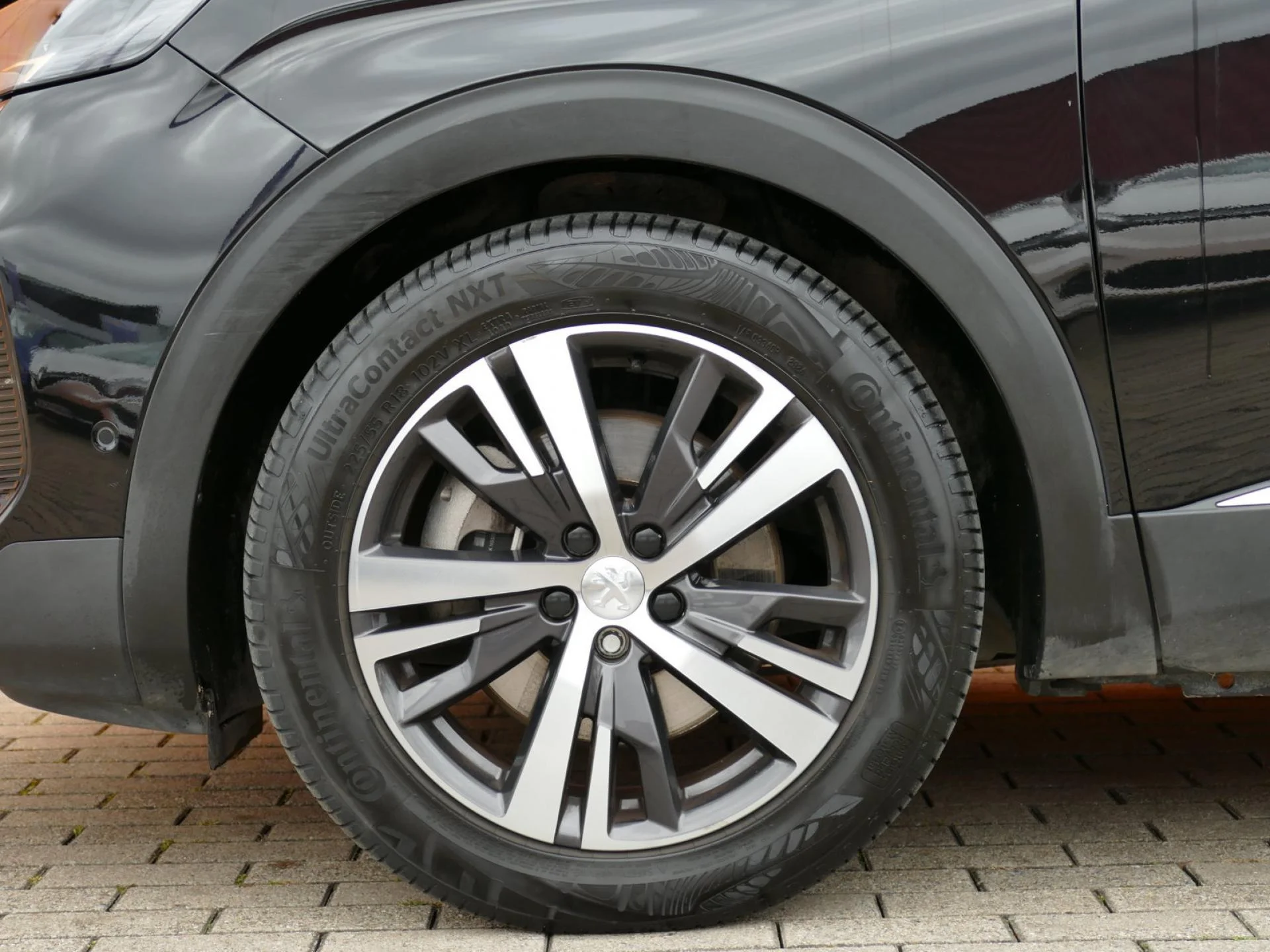 PEUGEOT 3008 - Miniature 30 sur 32 - Cliquer pour voir cette photo