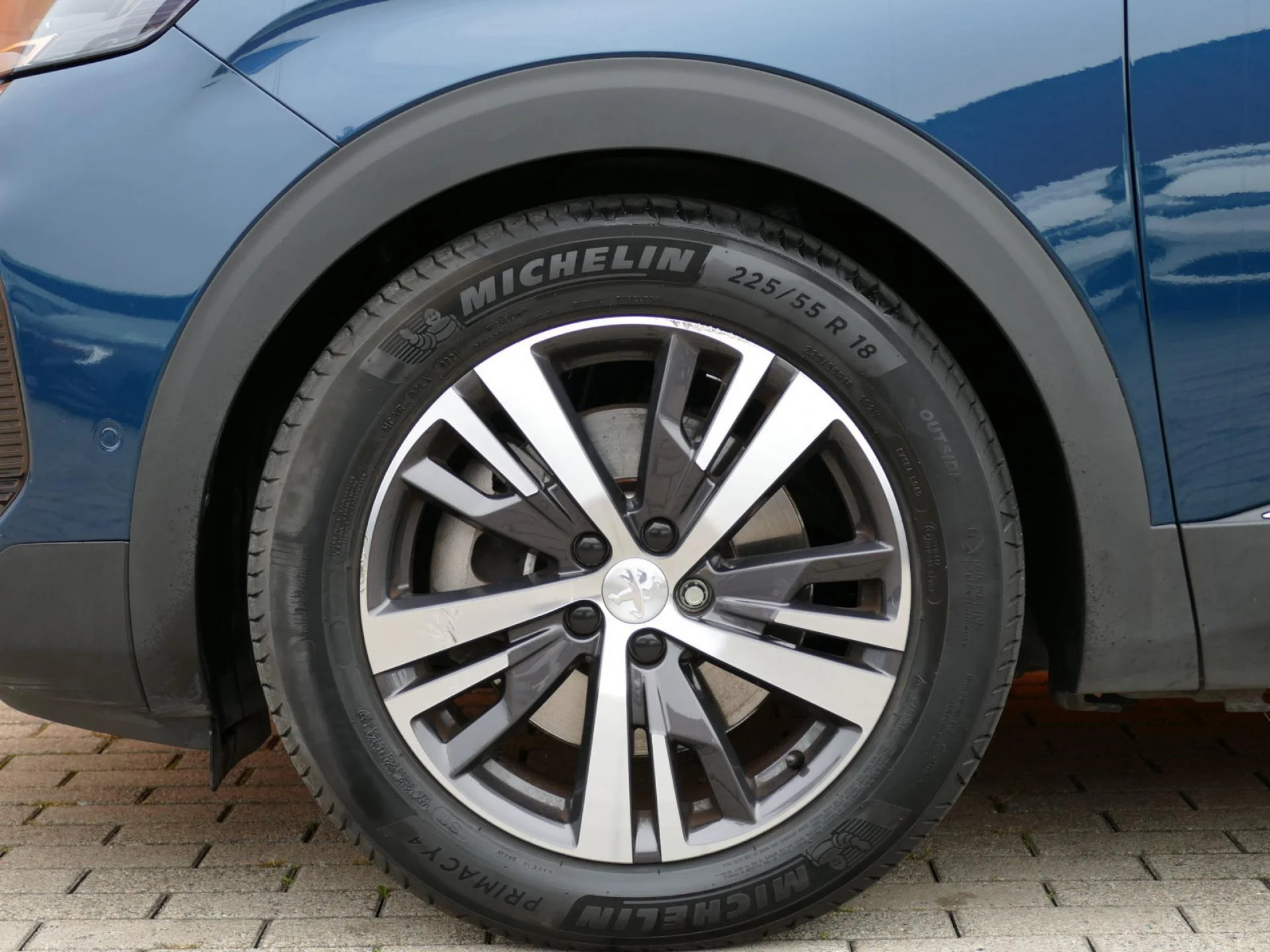 PEUGEOT 3008 - Miniature 29 sur 32 - Cliquer pour voir cette photo