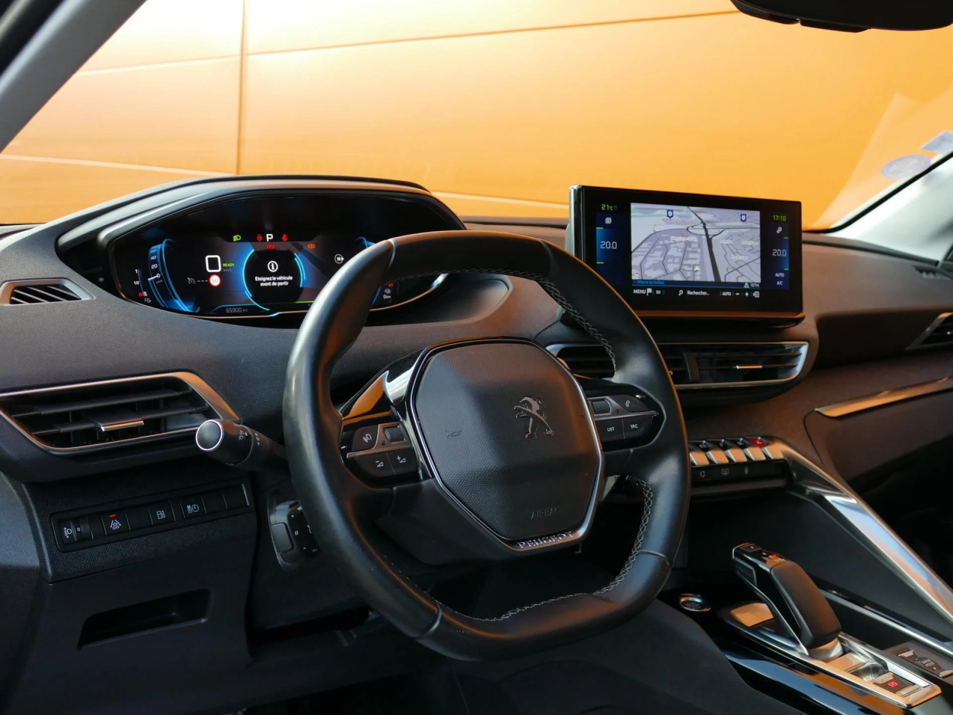 PEUGEOT 3008 - Miniature 17 sur 32 - Cliquer pour voir cette photo