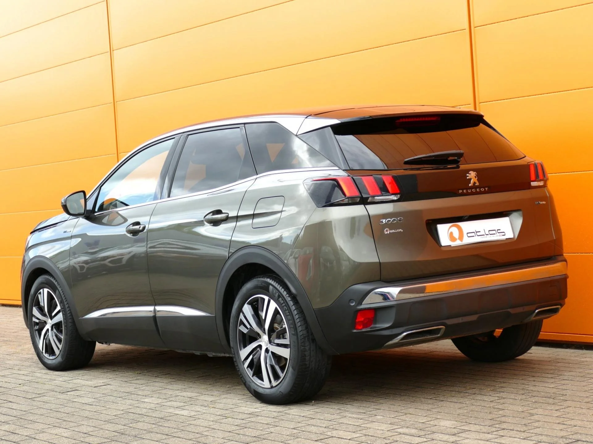 PEUGEOT 3008 - Miniature 4 sur 32 - Cliquer pour voir cette photo