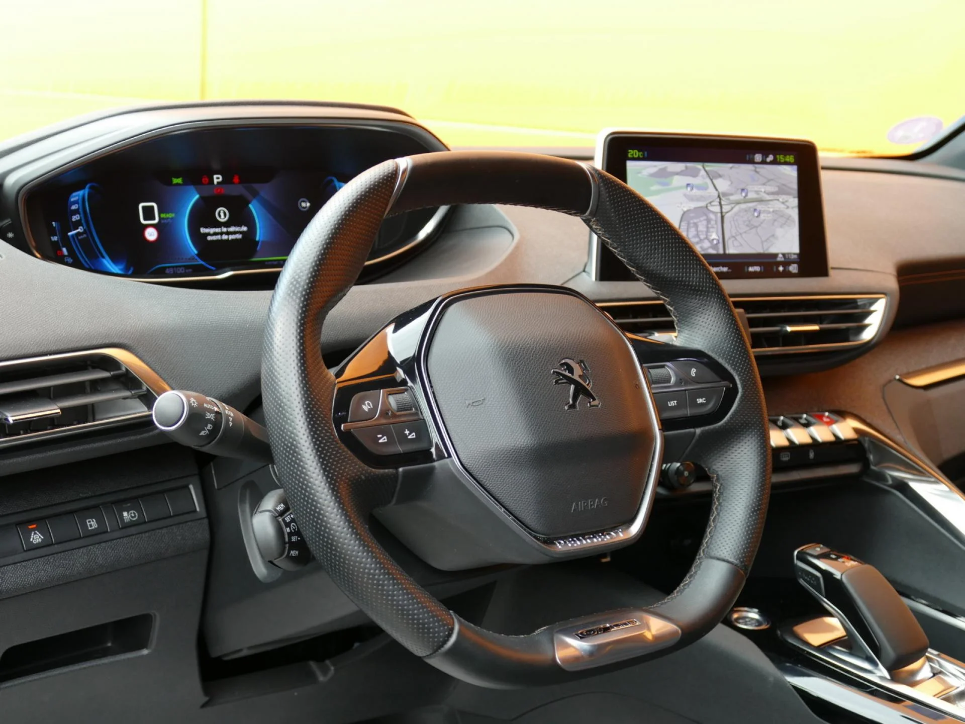 PEUGEOT 3008 - Miniature 17 sur 32 - Cliquer pour voir cette photo