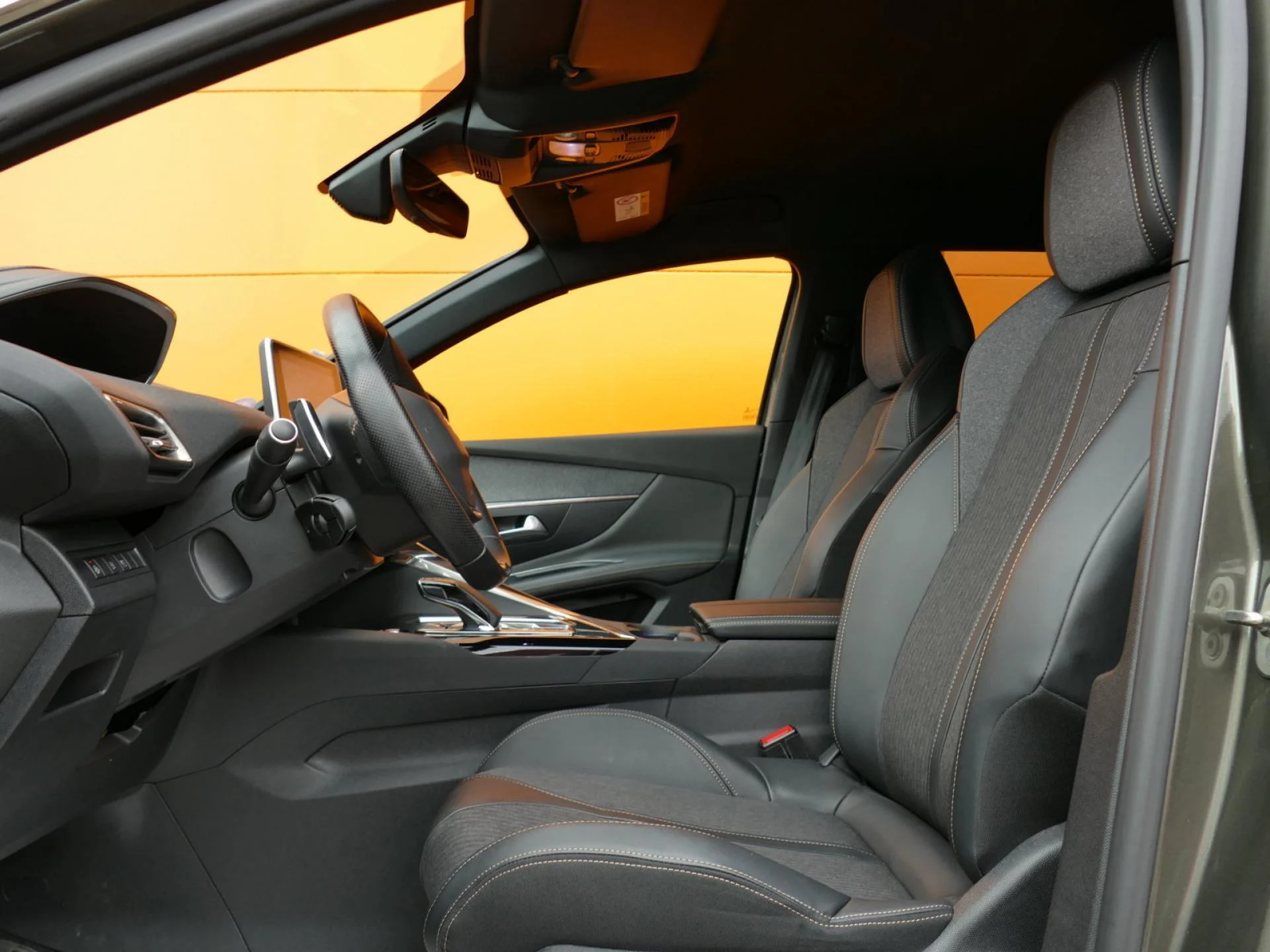 PEUGEOT 3008 - Miniature 11 sur 34 - Cliquer pour voir cette photo