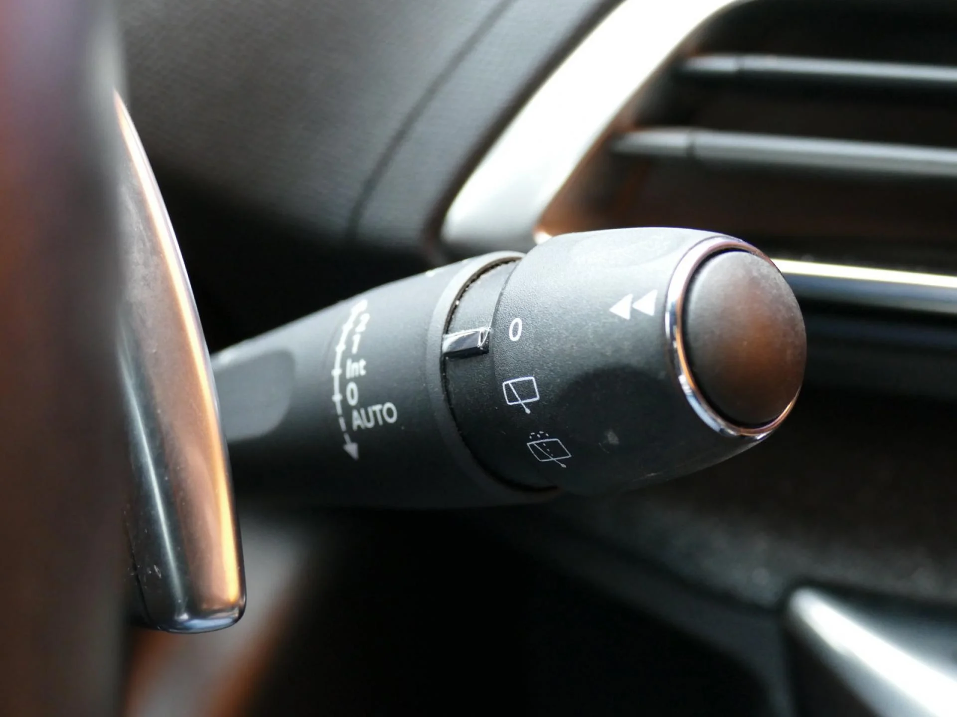 PEUGEOT 3008 - Miniature 24 sur 34 - Cliquer pour voir cette photo