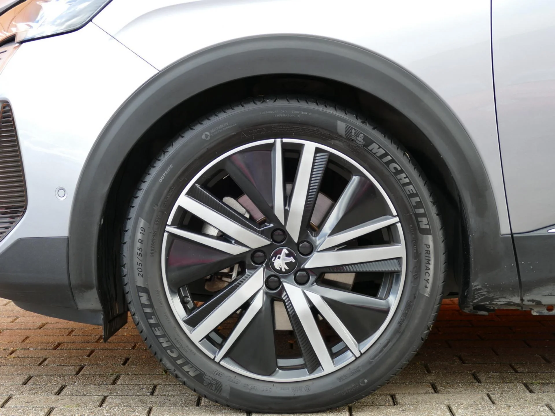 PEUGEOT 3008 - Miniature 35 sur 36 - Cliquer pour voir cette photo