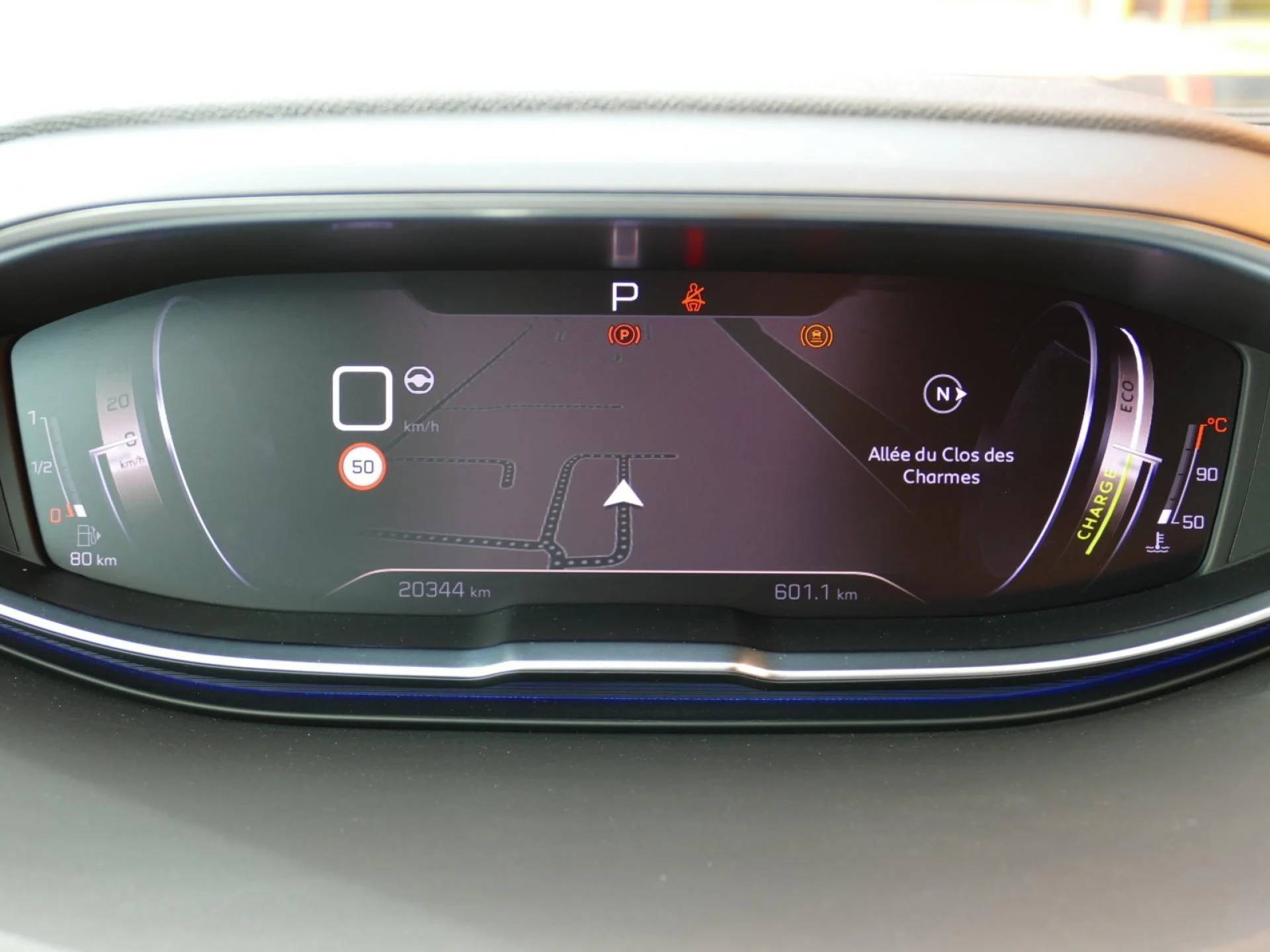 PEUGEOT 3008 - Miniature 15 sur 23 - Cliquer pour voir cette photo