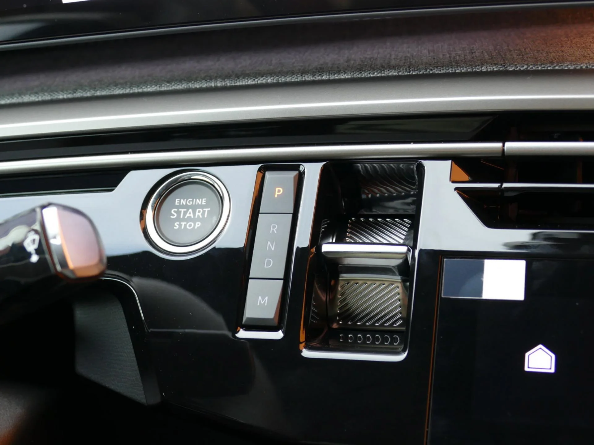 PEUGEOT 3008 - Miniature 19 sur 35 - Cliquer pour voir cette photo