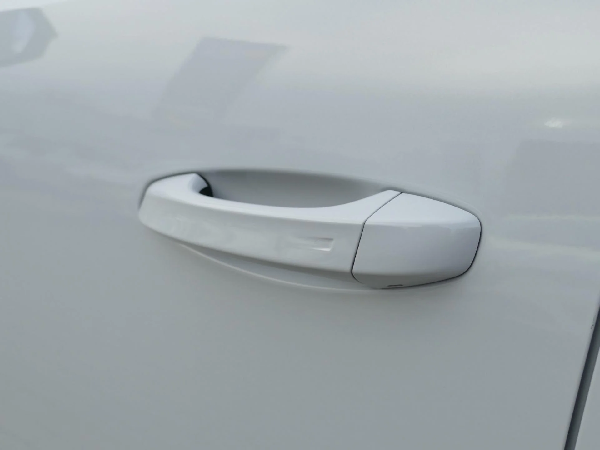 PEUGEOT 3008 - Miniature 29 sur 35 - Cliquer pour voir cette photo
