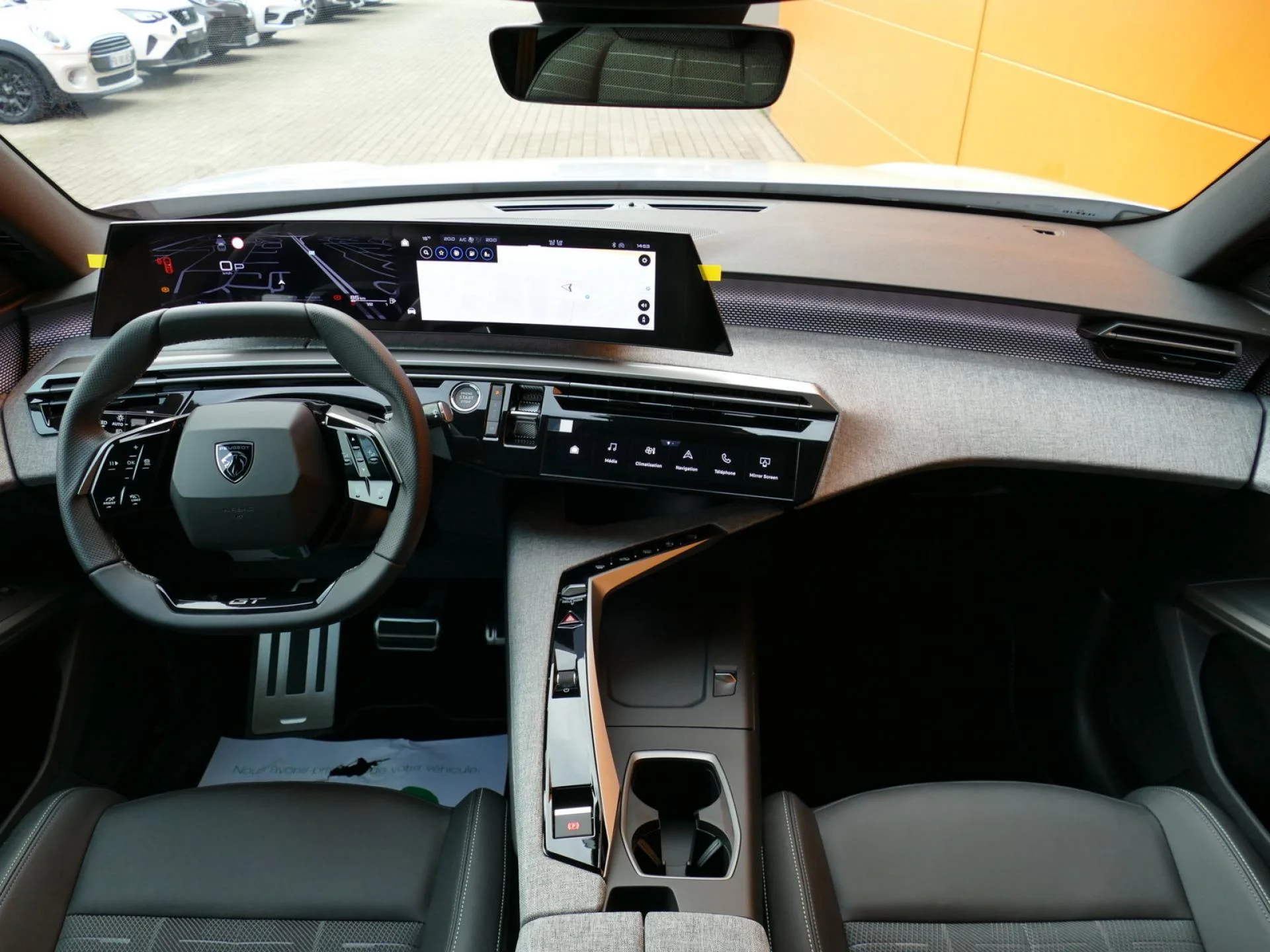 PEUGEOT 3008 - Miniature 6 sur 35 - Cliquer pour voir cette photo