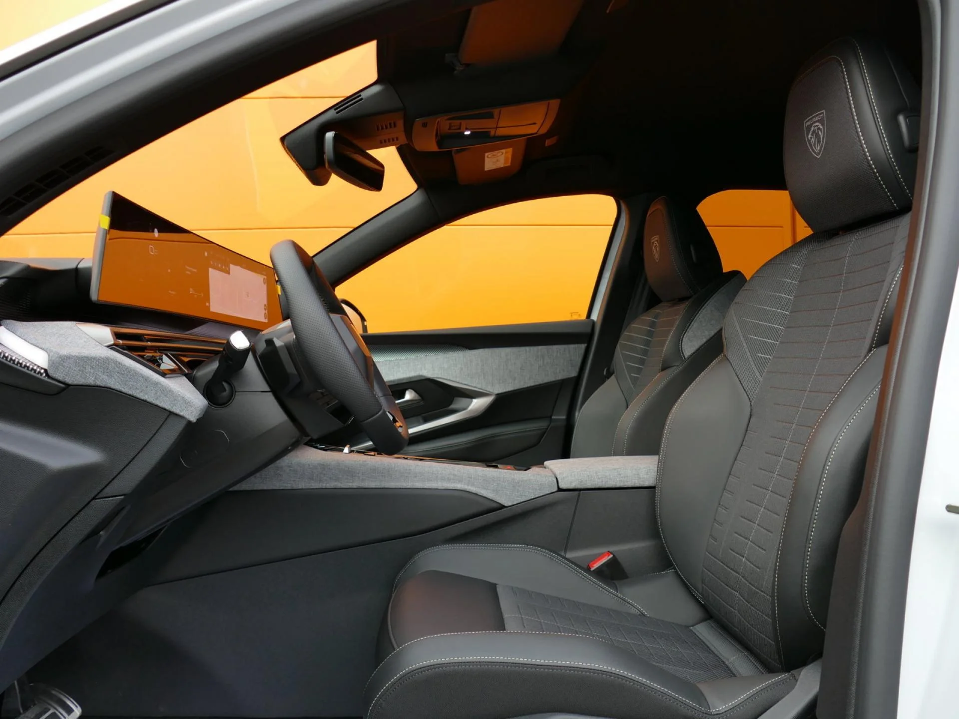 PEUGEOT 3008 - Miniature 7 sur 35 - Cliquer pour voir cette photo