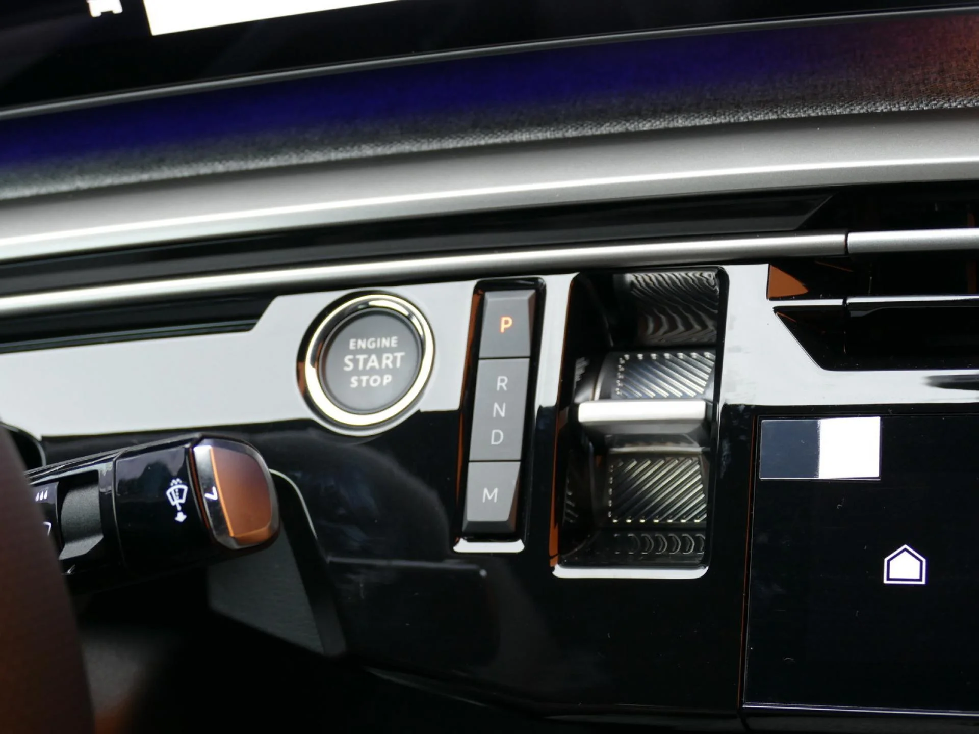 PEUGEOT 3008 - Miniature 19 sur 32 - Cliquer pour voir cette photo