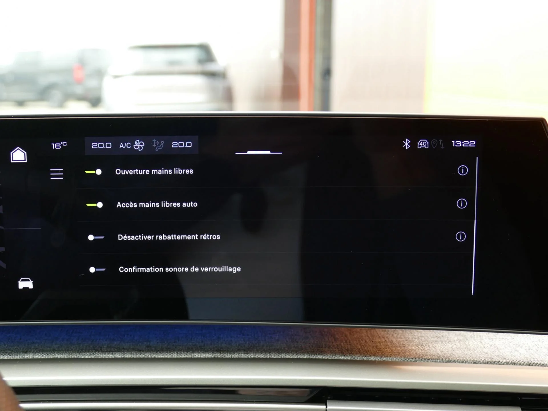 PEUGEOT 3008 - Miniature 13 sur 41 - Cliquer pour voir cette photo