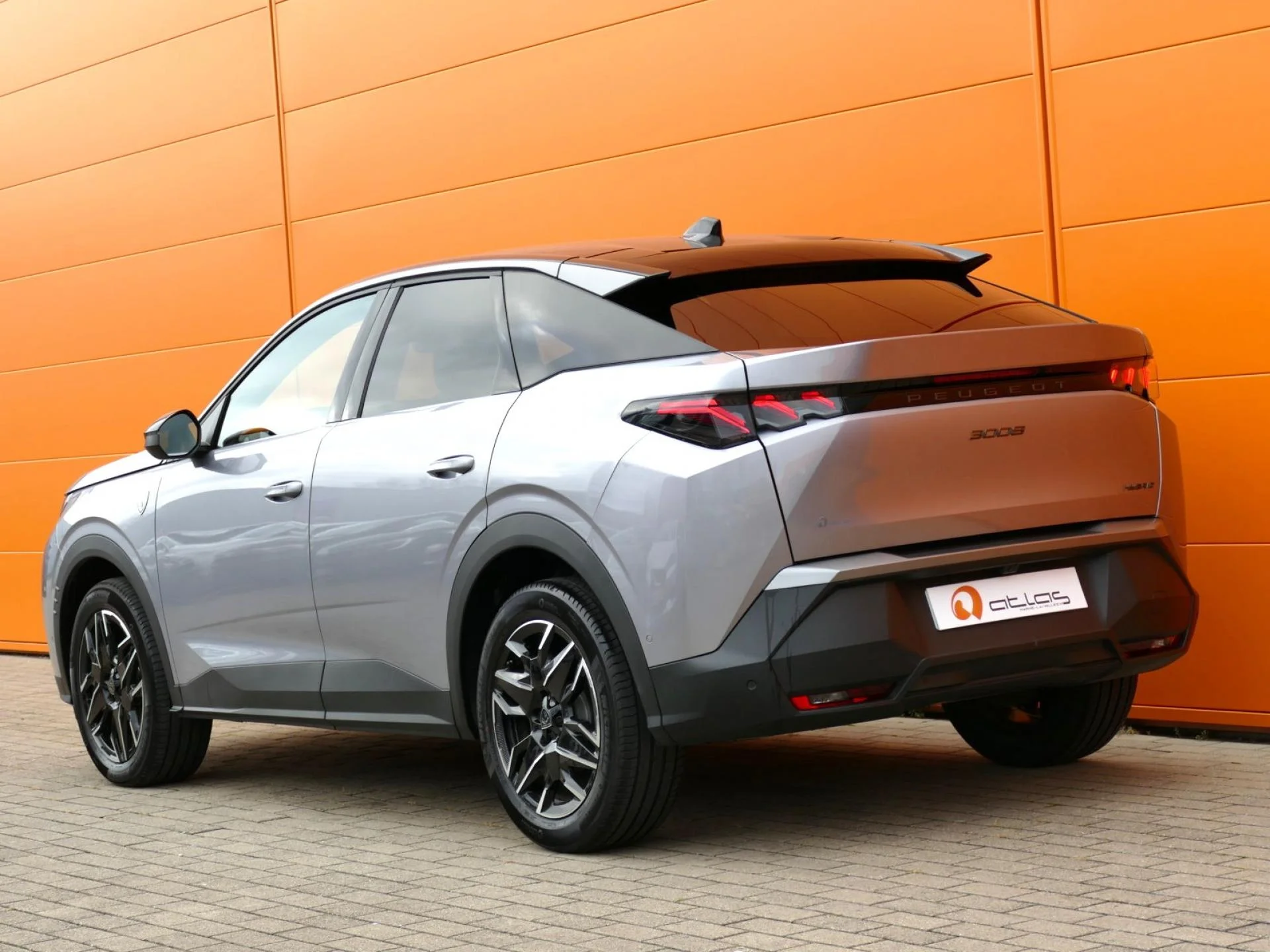 PEUGEOT 3008 - Miniature 4 sur 36 - Cliquer pour voir cette photo