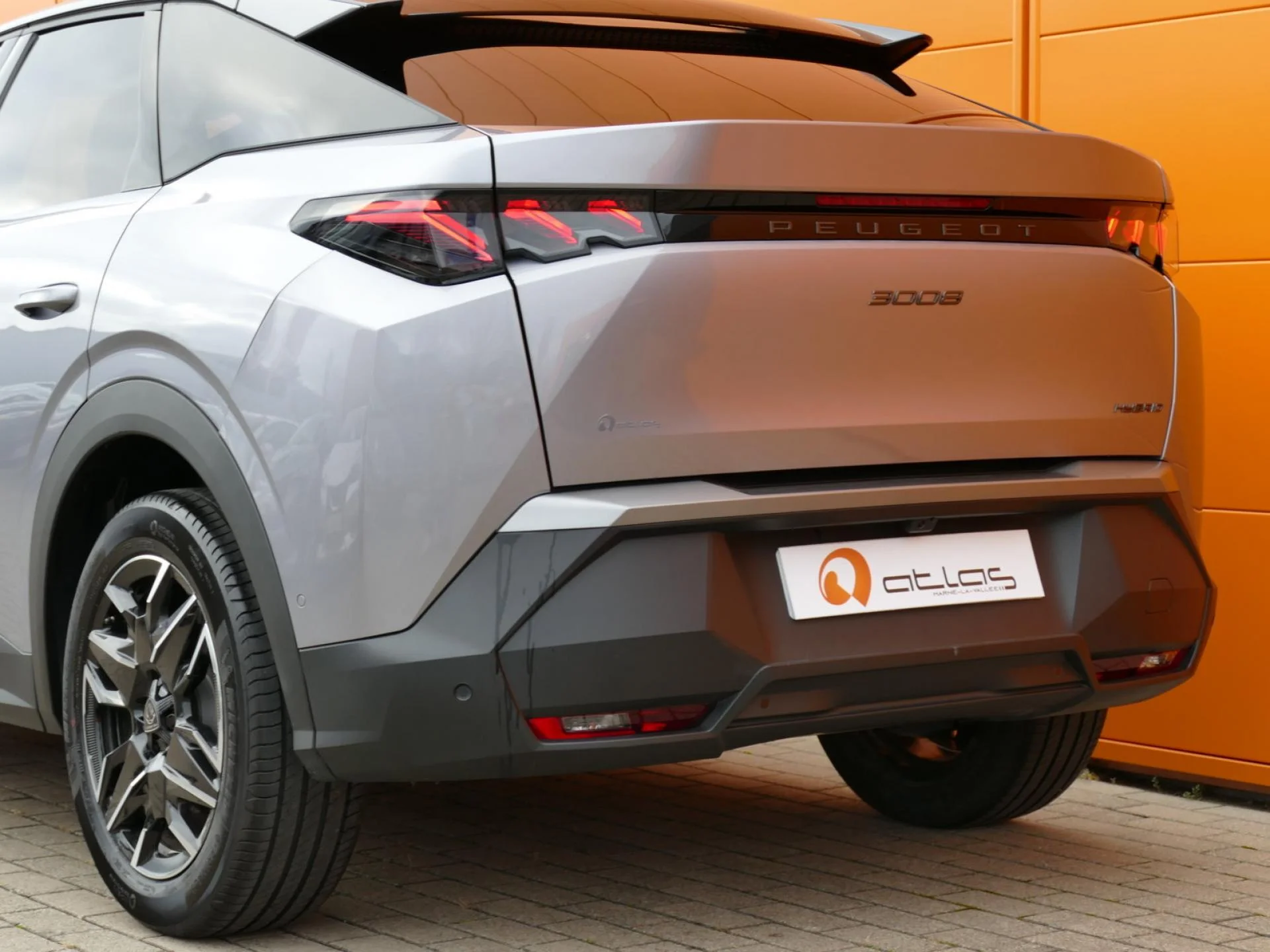 PEUGEOT 3008 - Miniature 34 sur 36 - Cliquer pour voir cette photo