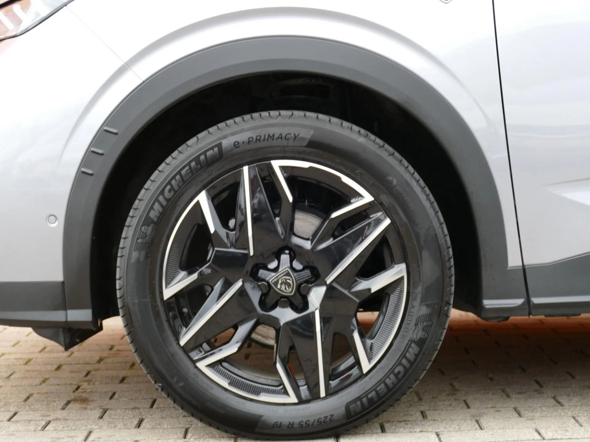 PEUGEOT 3008 - Miniature 35 sur 36 - Cliquer pour voir cette photo