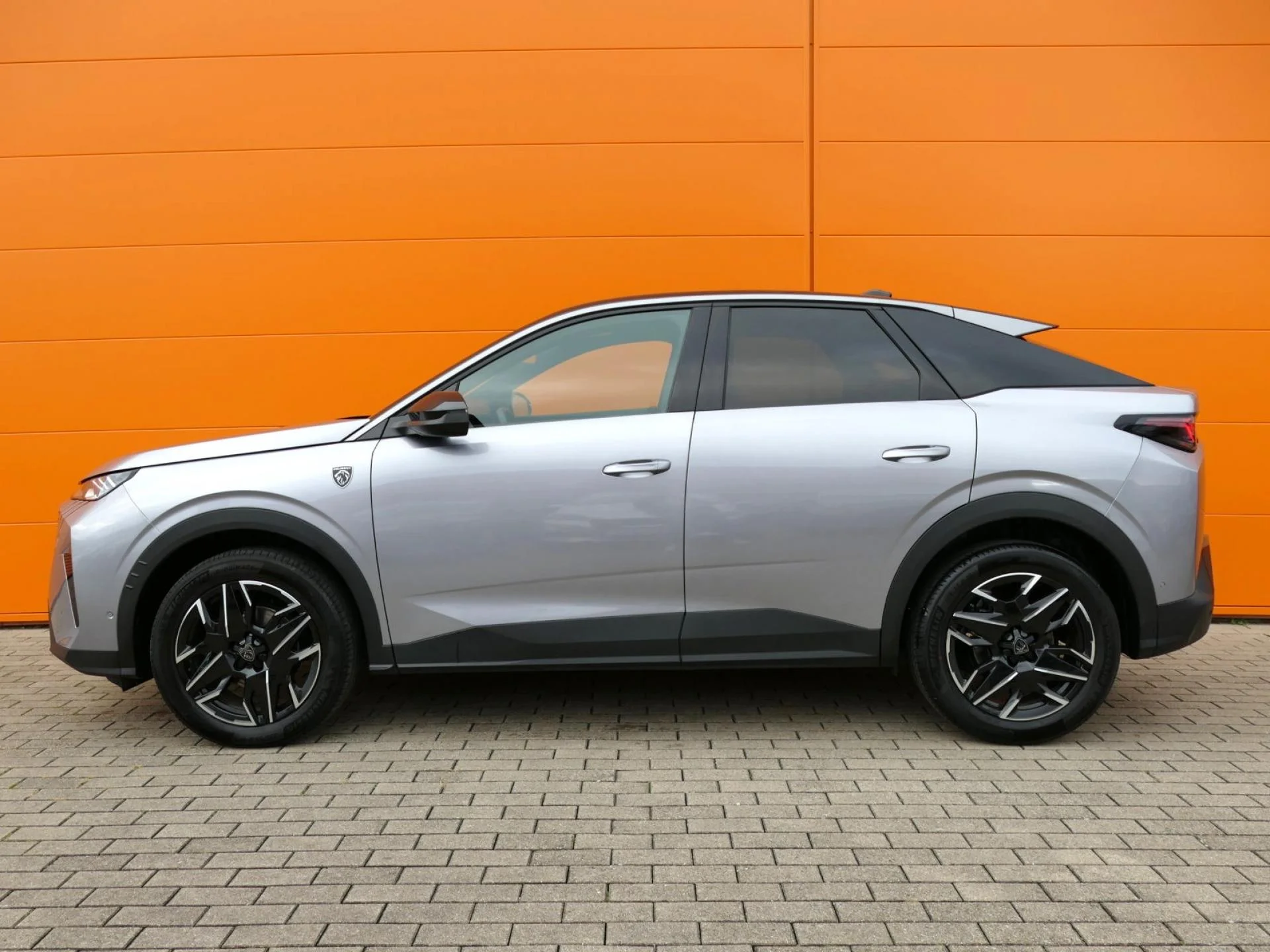 PEUGEOT 3008 - Miniature 3 sur 36 - Cliquer pour voir cette photo