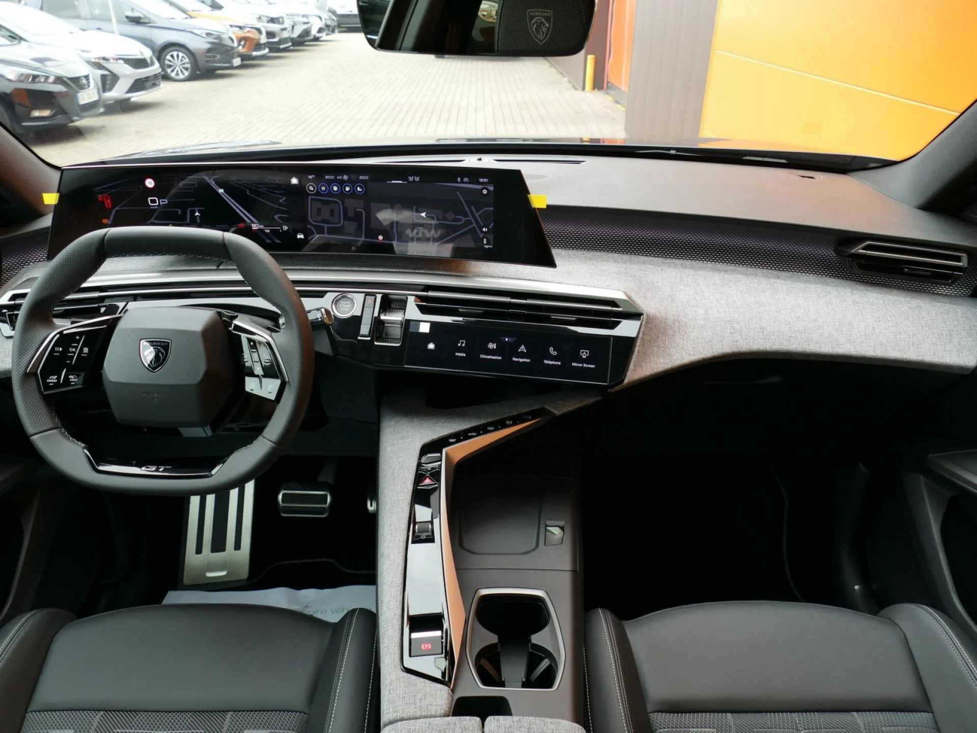 PEUGEOT 3008 - Miniature 9 sur 36 - Cliquer pour voir cette photo