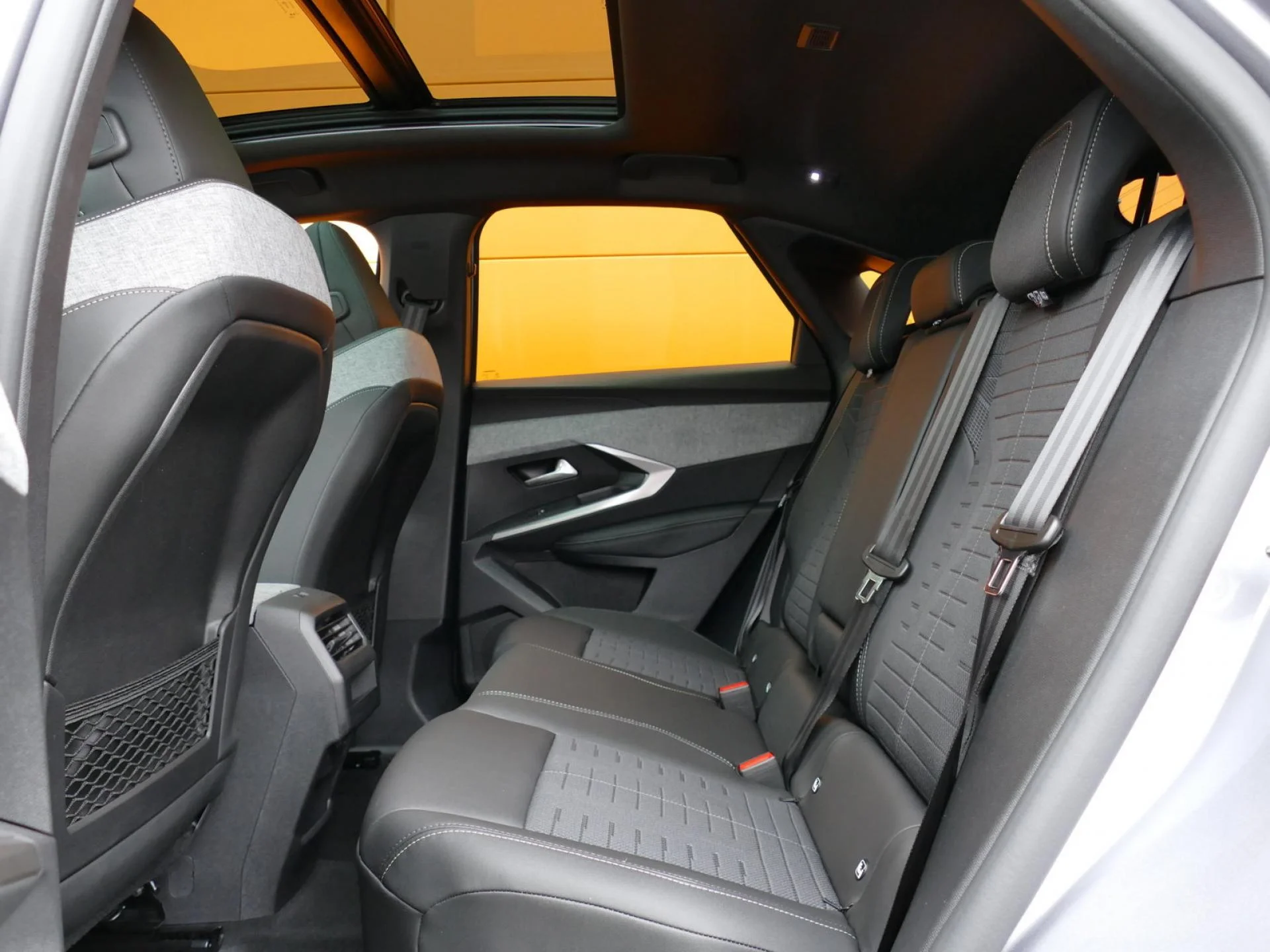 PEUGEOT 3008 - Miniature 11 sur 36 - Cliquer pour voir cette photo