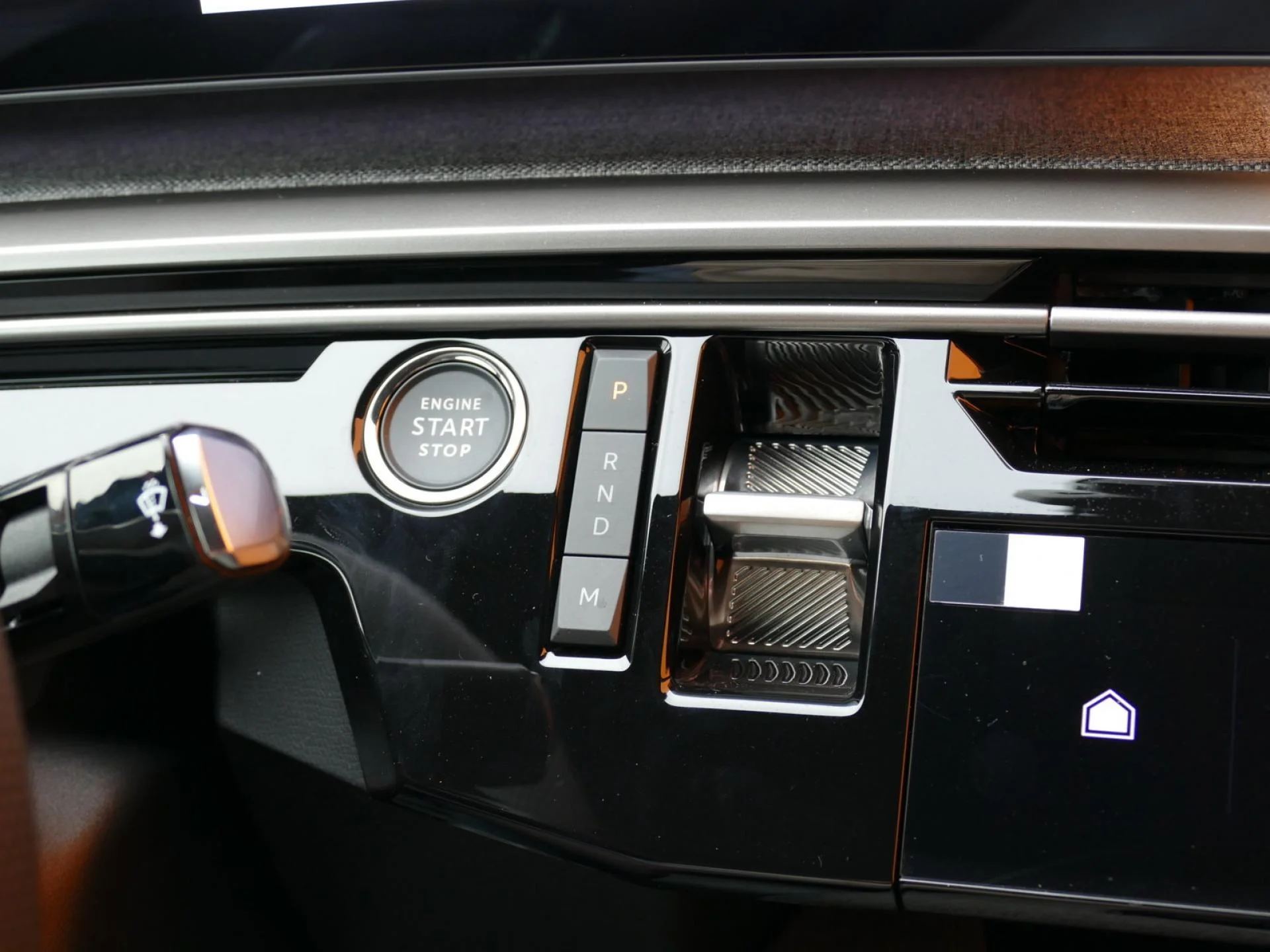 PEUGEOT 3008 - Miniature 20 sur 35 - Cliquer pour voir cette photo