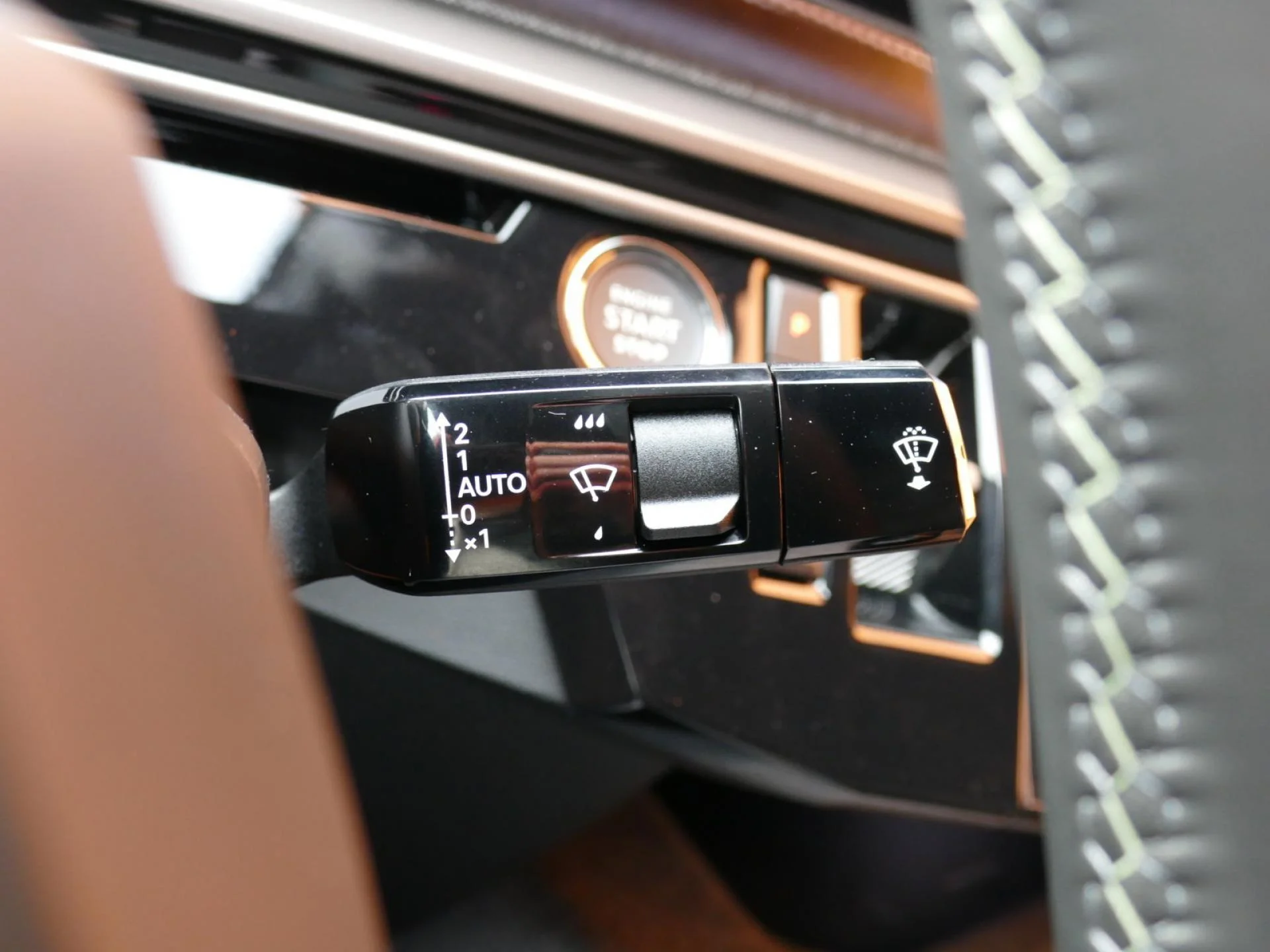 PEUGEOT 3008 - Miniature 29 sur 35 - Cliquer pour voir cette photo