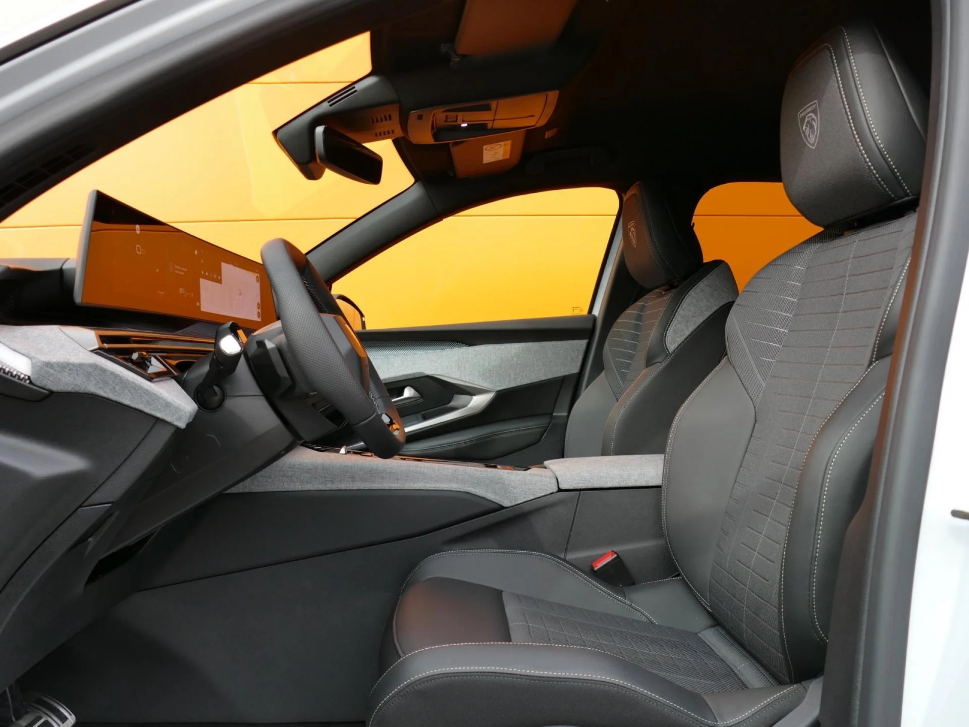 PEUGEOT 3008 - Miniature 6 sur 35 - Cliquer pour voir cette photo