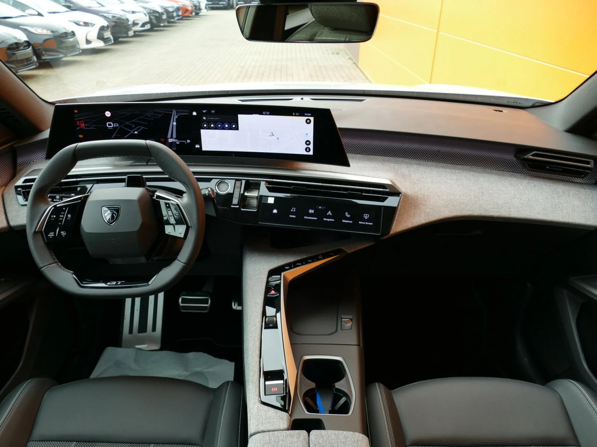 PEUGEOT 3008 - Miniature 5 sur 35 - Cliquer pour voir cette photo