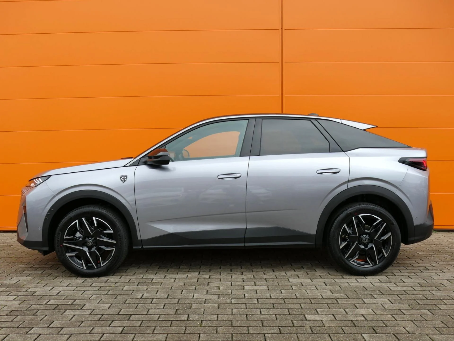 PEUGEOT 3008 - Miniature 3 sur 36 - Cliquer pour voir cette photo