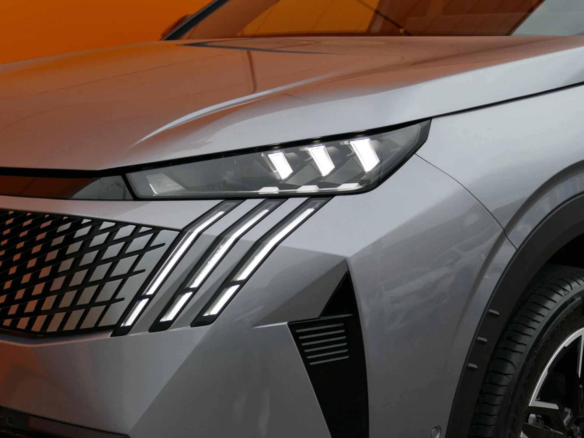 PEUGEOT 3008 - Miniature 33 sur 36 - Cliquer pour voir cette photo