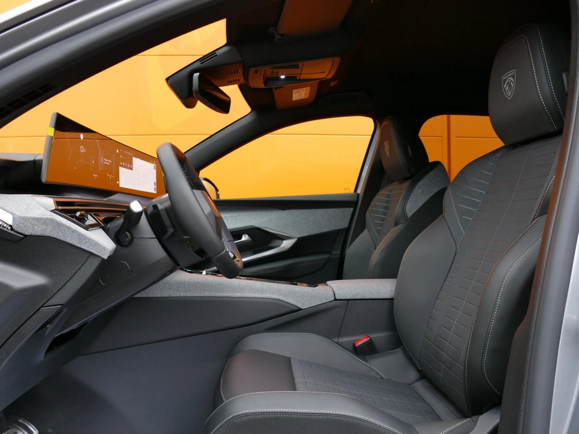 PEUGEOT 3008 - Miniature 6 sur 36 - Cliquer pour voir cette photo