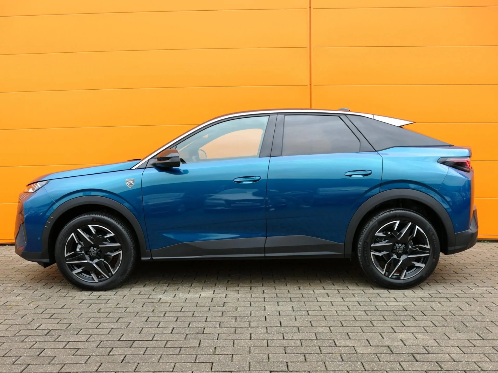 PEUGEOT 3008 - Miniature 3 sur 41 - Cliquer pour voir cette photo
