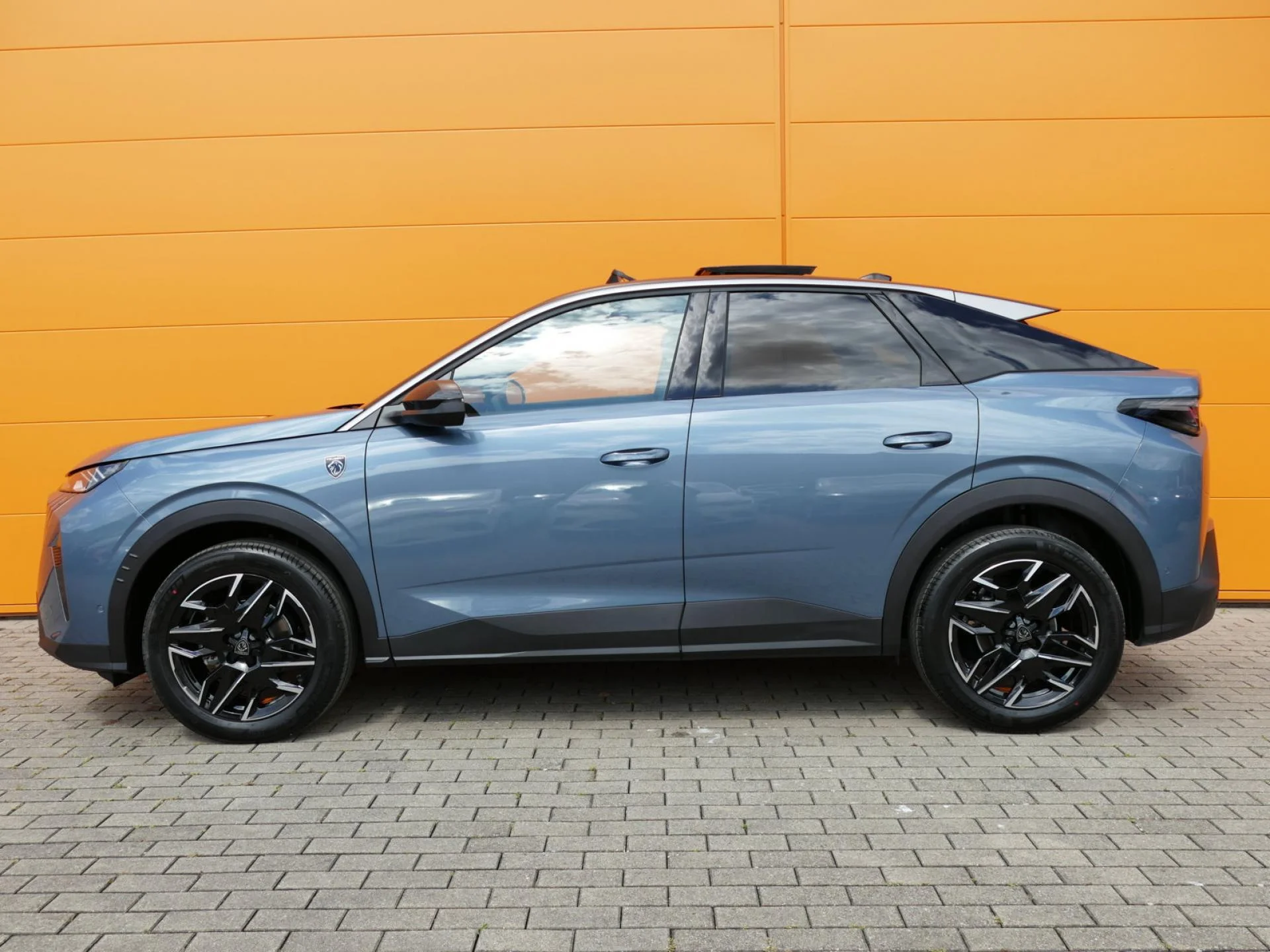 PEUGEOT 3008 - Miniature 4 sur 40 - Cliquer pour voir cette photo