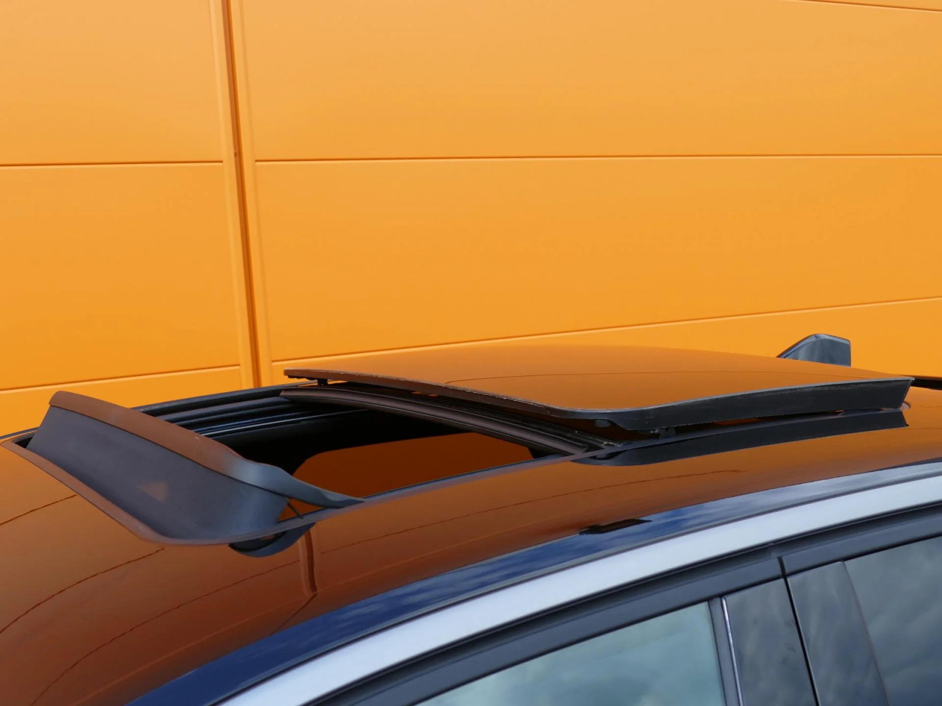 PEUGEOT 3008 - Miniature 34 sur 39 - Cliquer pour voir cette photo