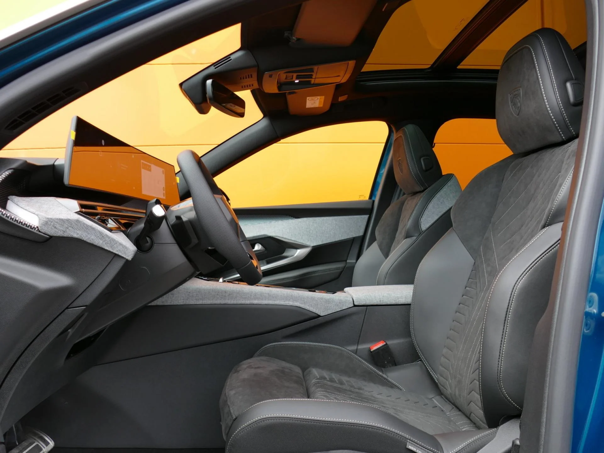 PEUGEOT 3008 - Miniature 6 sur 39 - Cliquer pour voir cette photo