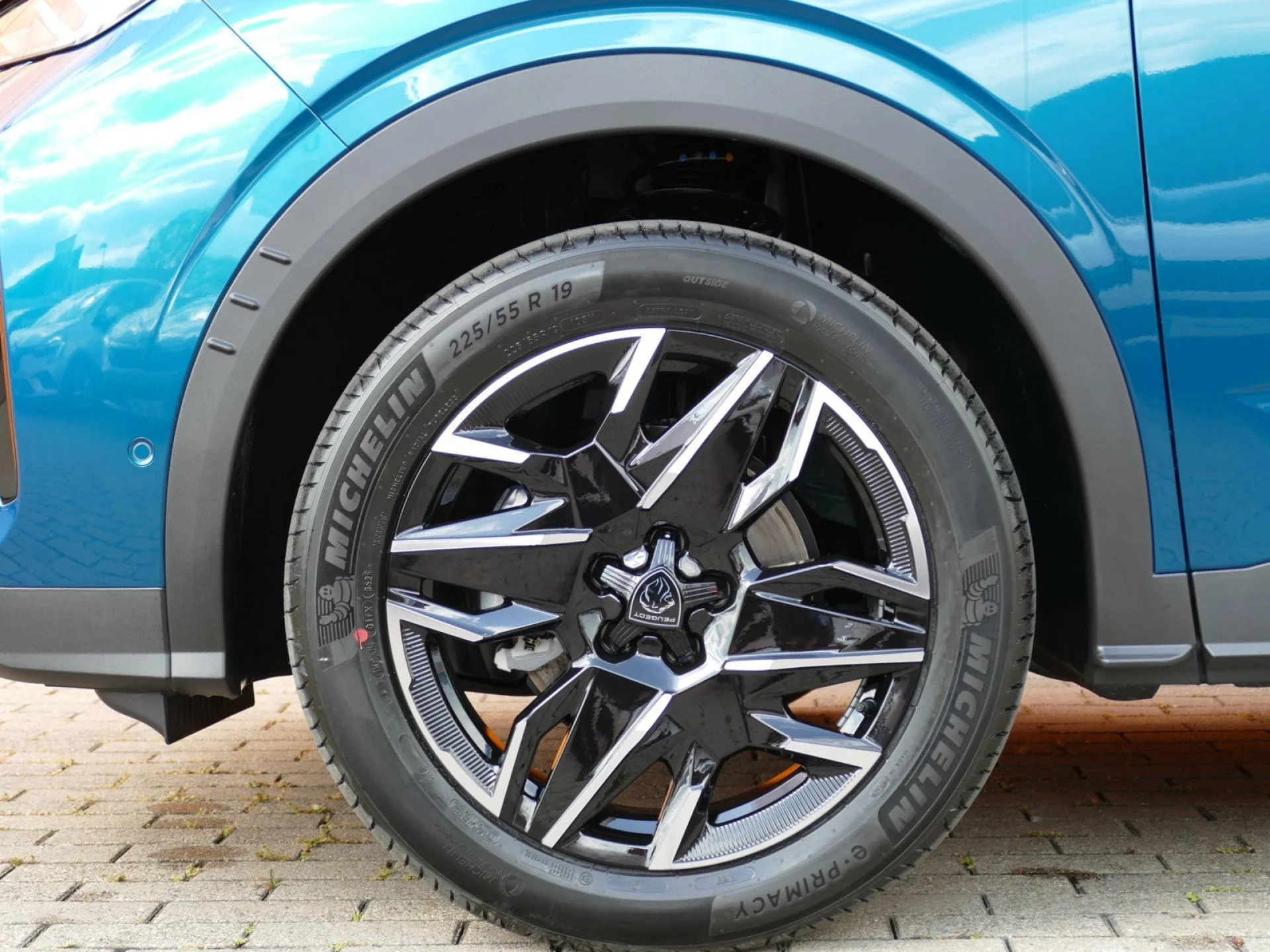 PEUGEOT 3008 - Miniature 38 sur 39 - Cliquer pour voir cette photo