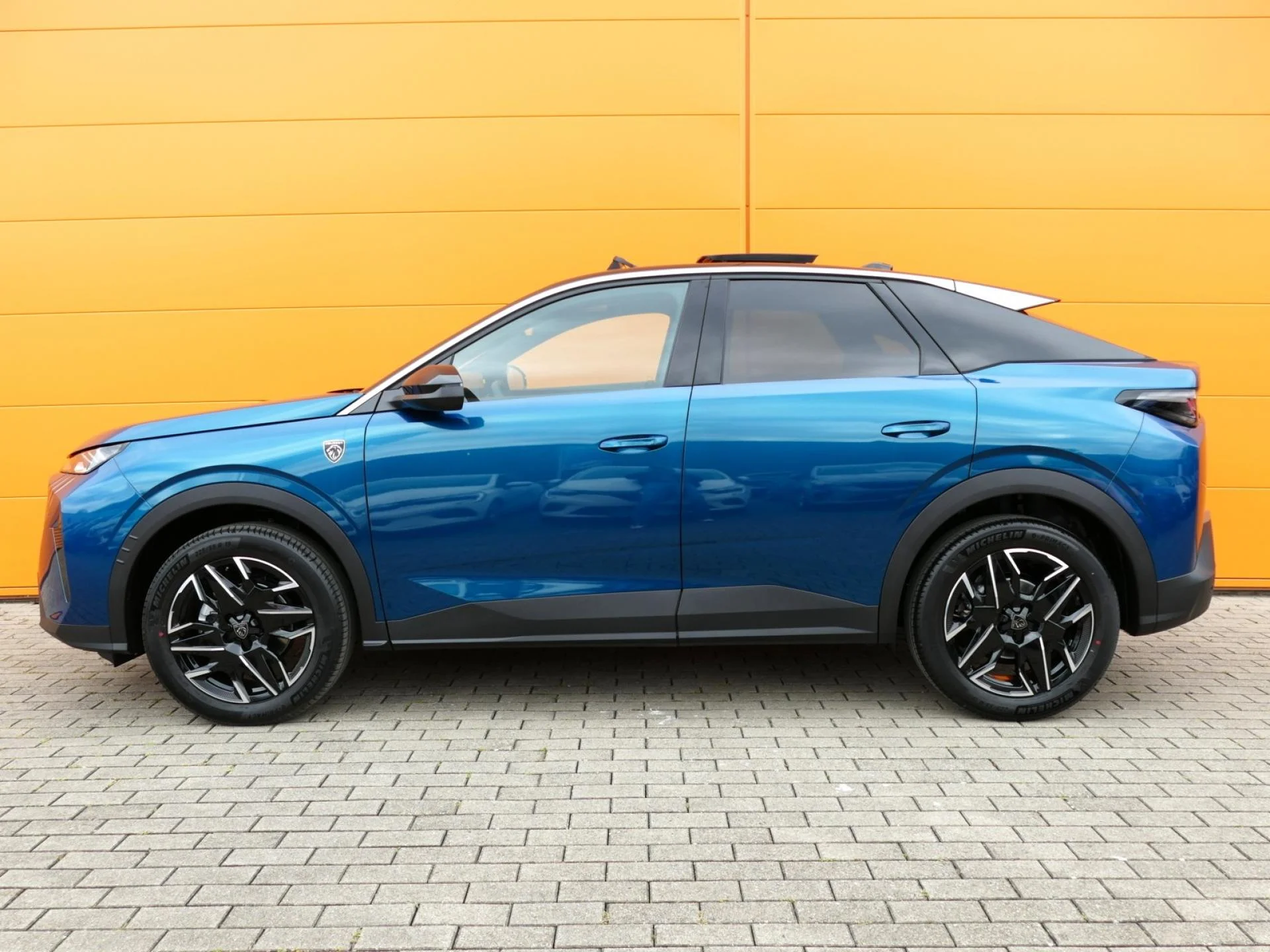 PEUGEOT 3008 - Miniature 3 sur 32 - Cliquer pour voir cette photo