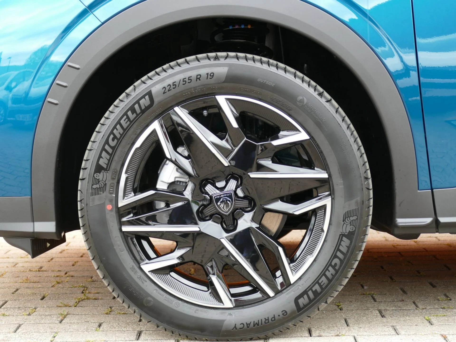 PEUGEOT 3008 - Miniature 31 sur 32 - Cliquer pour voir cette photo