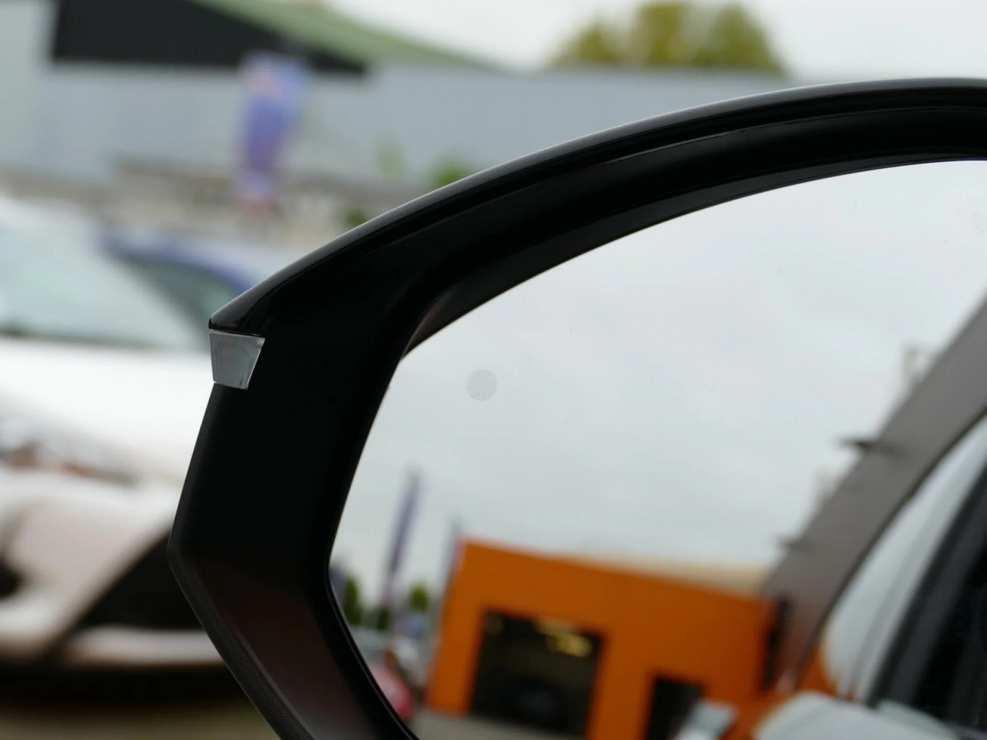 PEUGEOT 3008 - Miniature 32 sur 40 - Cliquer pour voir cette photo