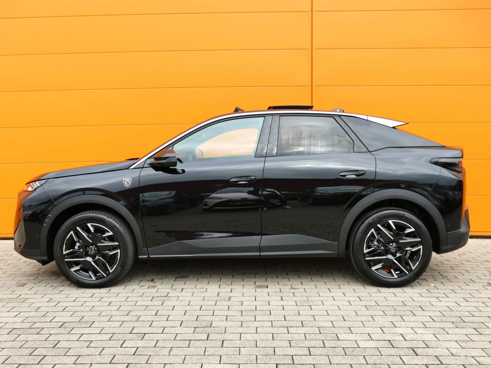 PEUGEOT 3008 - Miniature 3 sur 41 - Cliquer pour voir cette photo